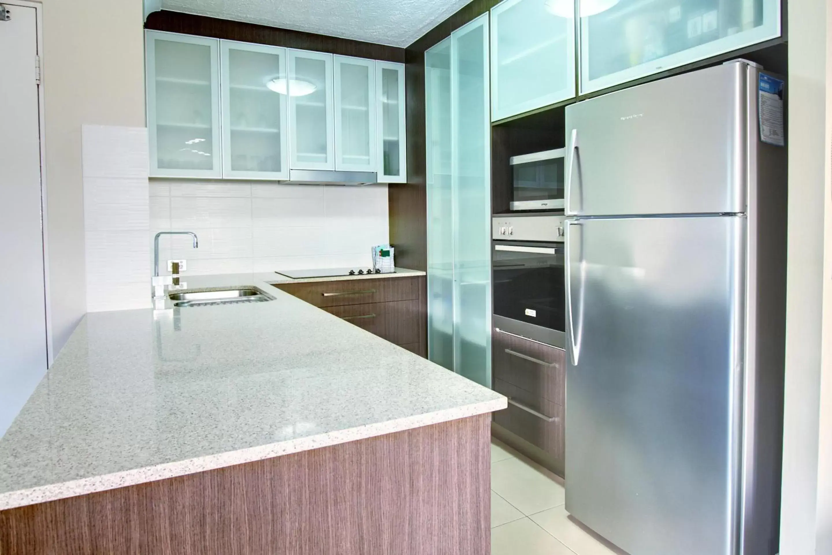 Kitchen or kitchenette, Kitchen/Kitchenette in Grande Florida Beachside Resort