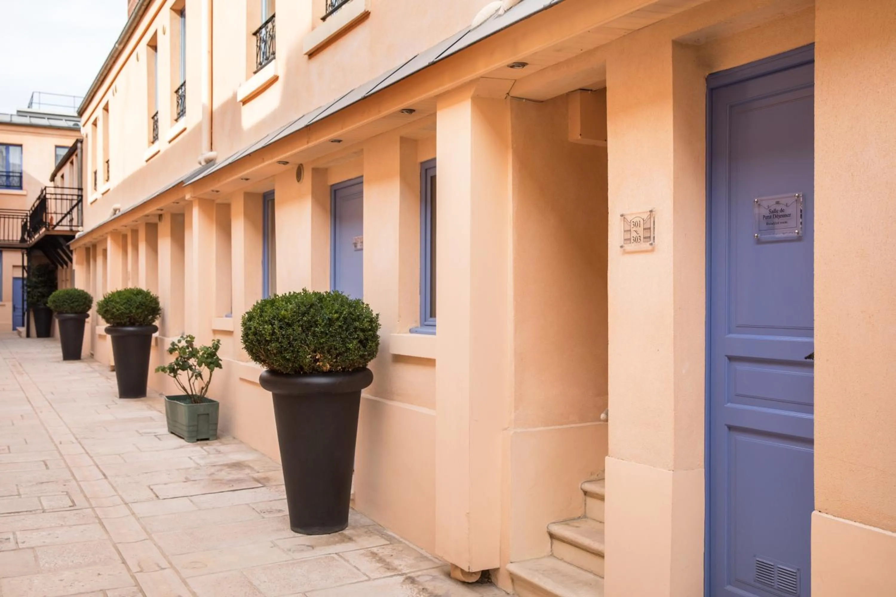 Facade/entrance in Hotel De L'Horloge