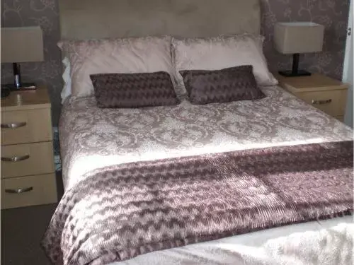 Bedroom, Bed in Solway Lodge Hotel