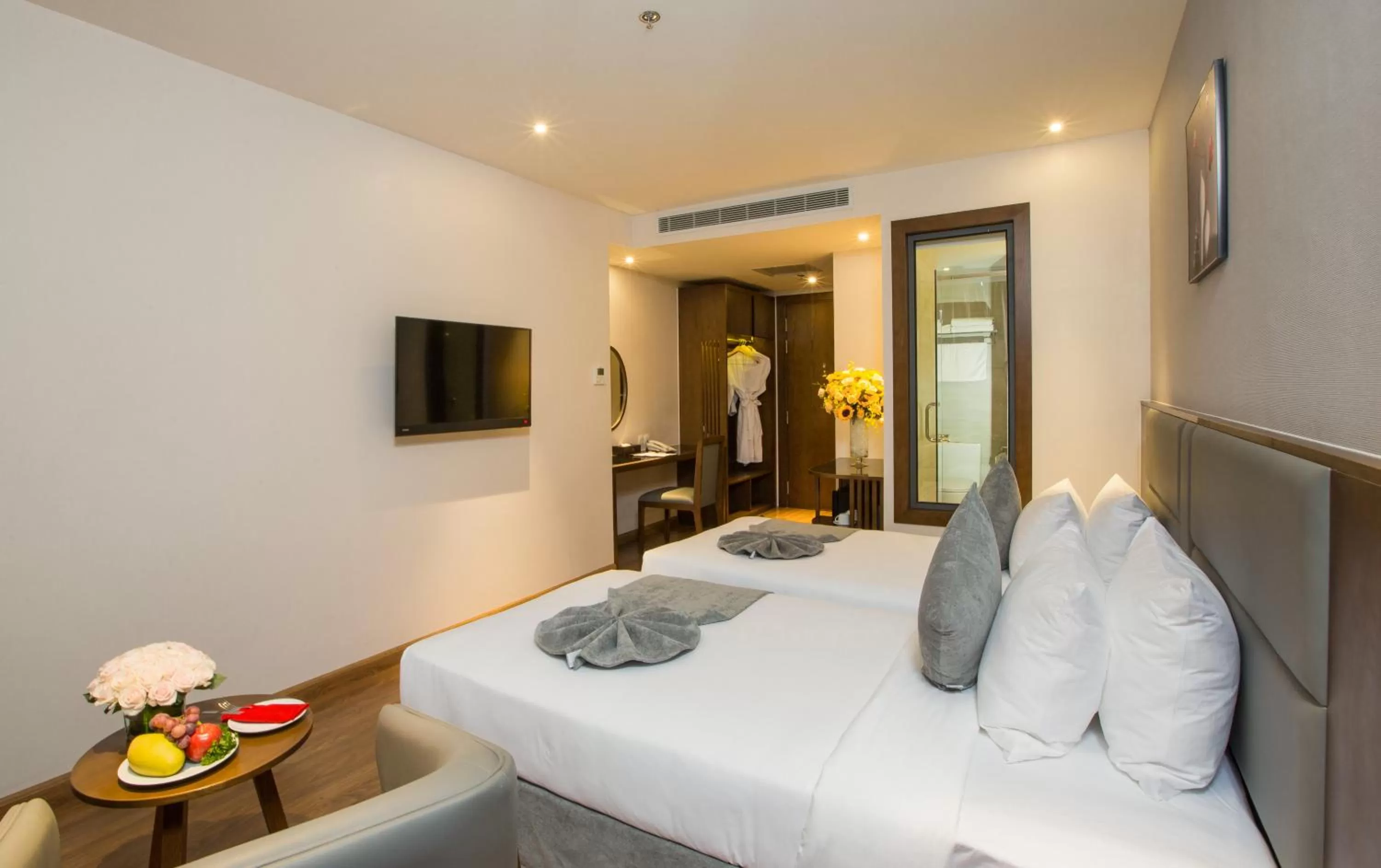 Bedroom, Bed in DTX Hotel Nha Trang