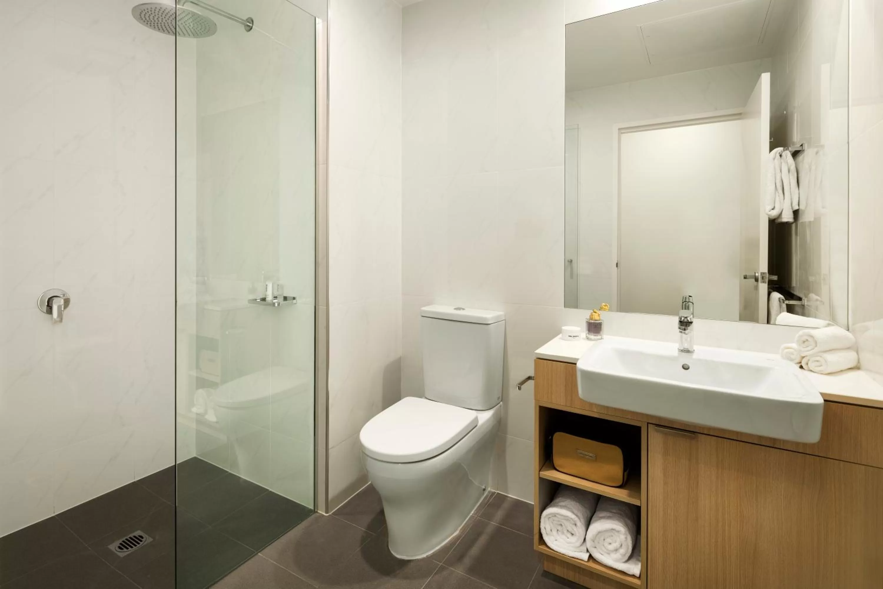 Toilet in Quest Griffith