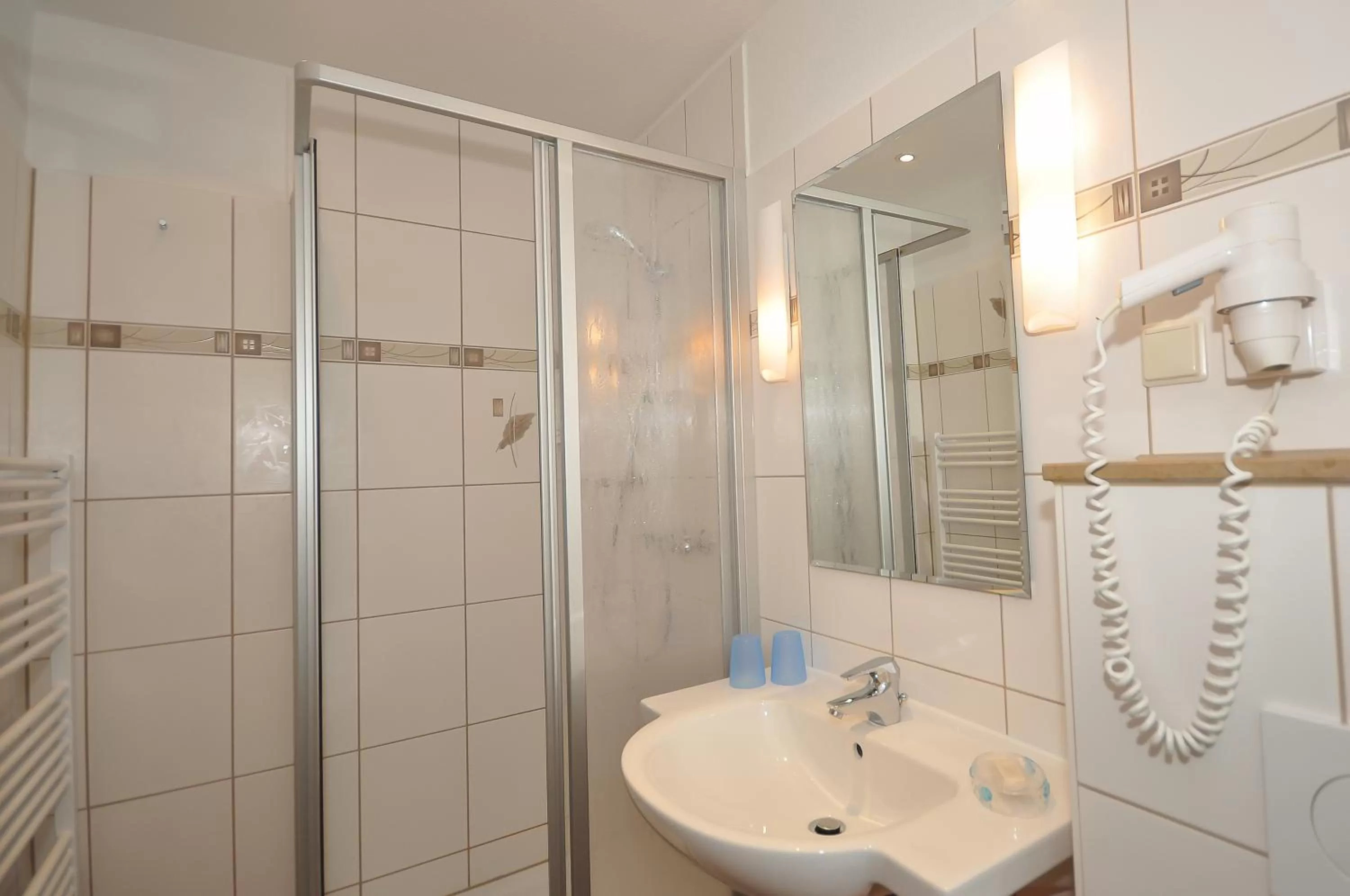 Bathroom in Strandhotel zur Promenade