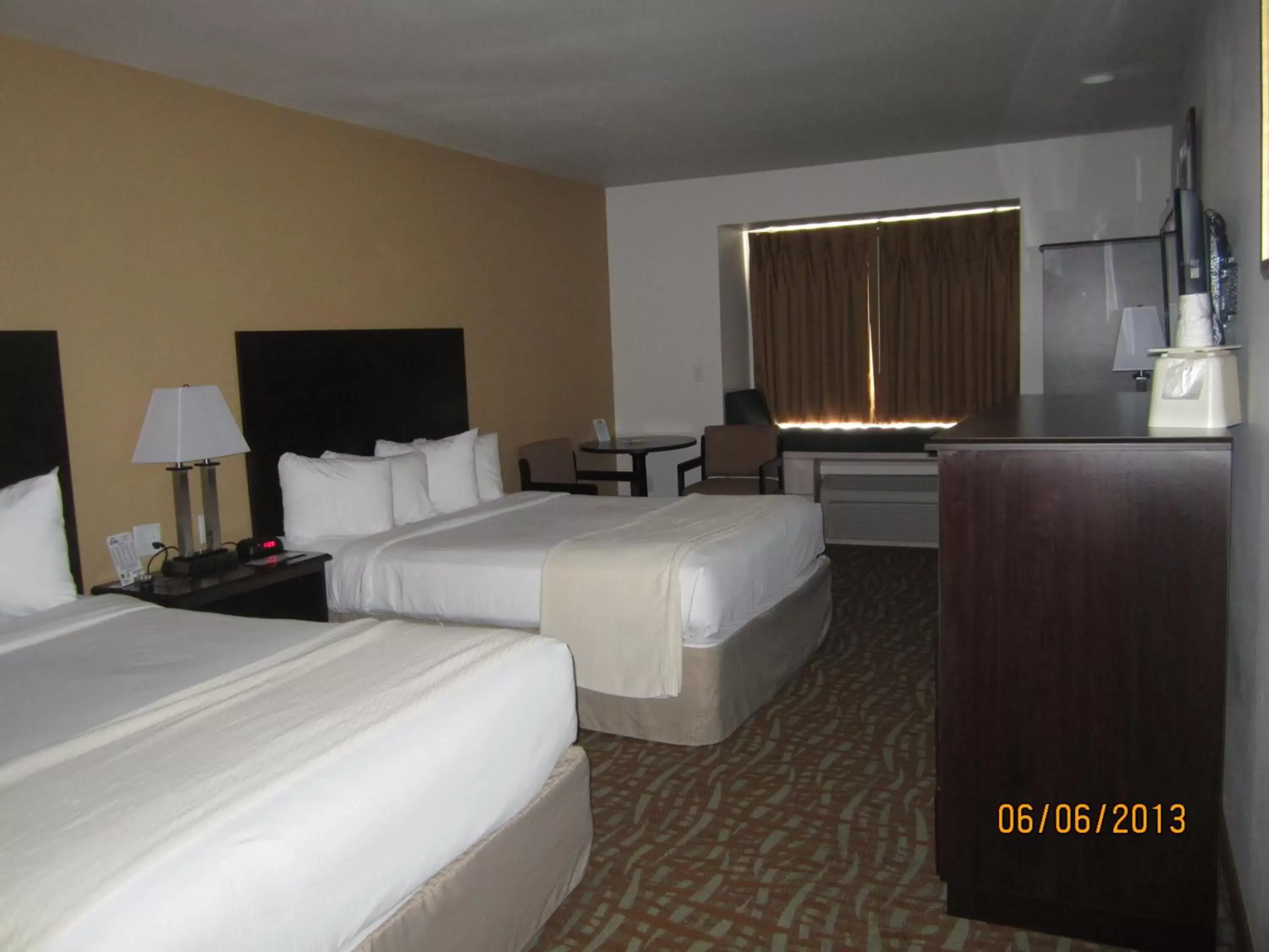 Queen Room with Two Queen Beds - Non-Smoking in Days Inn & Suites by Wyndham Spokane Airport Airway Heights