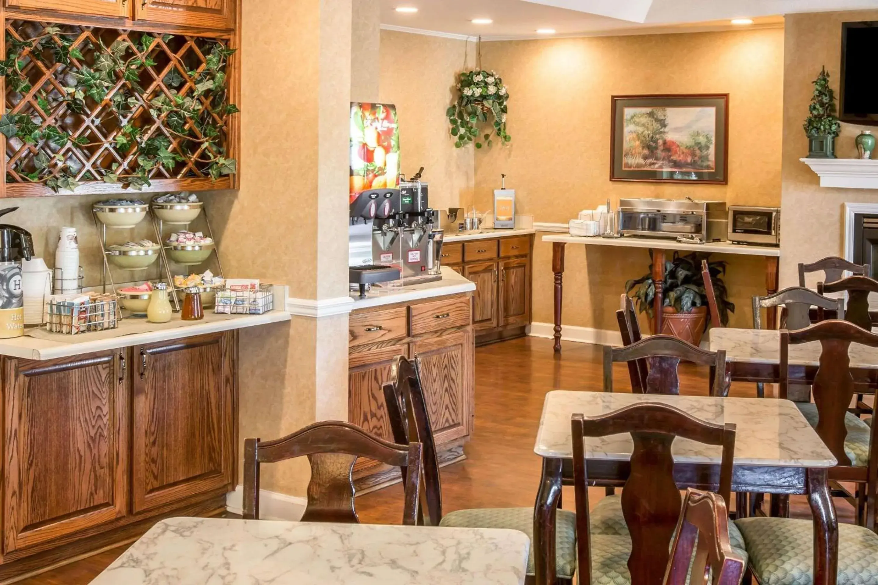 Restaurant/Places to Eat in Quality Inn Greeneville