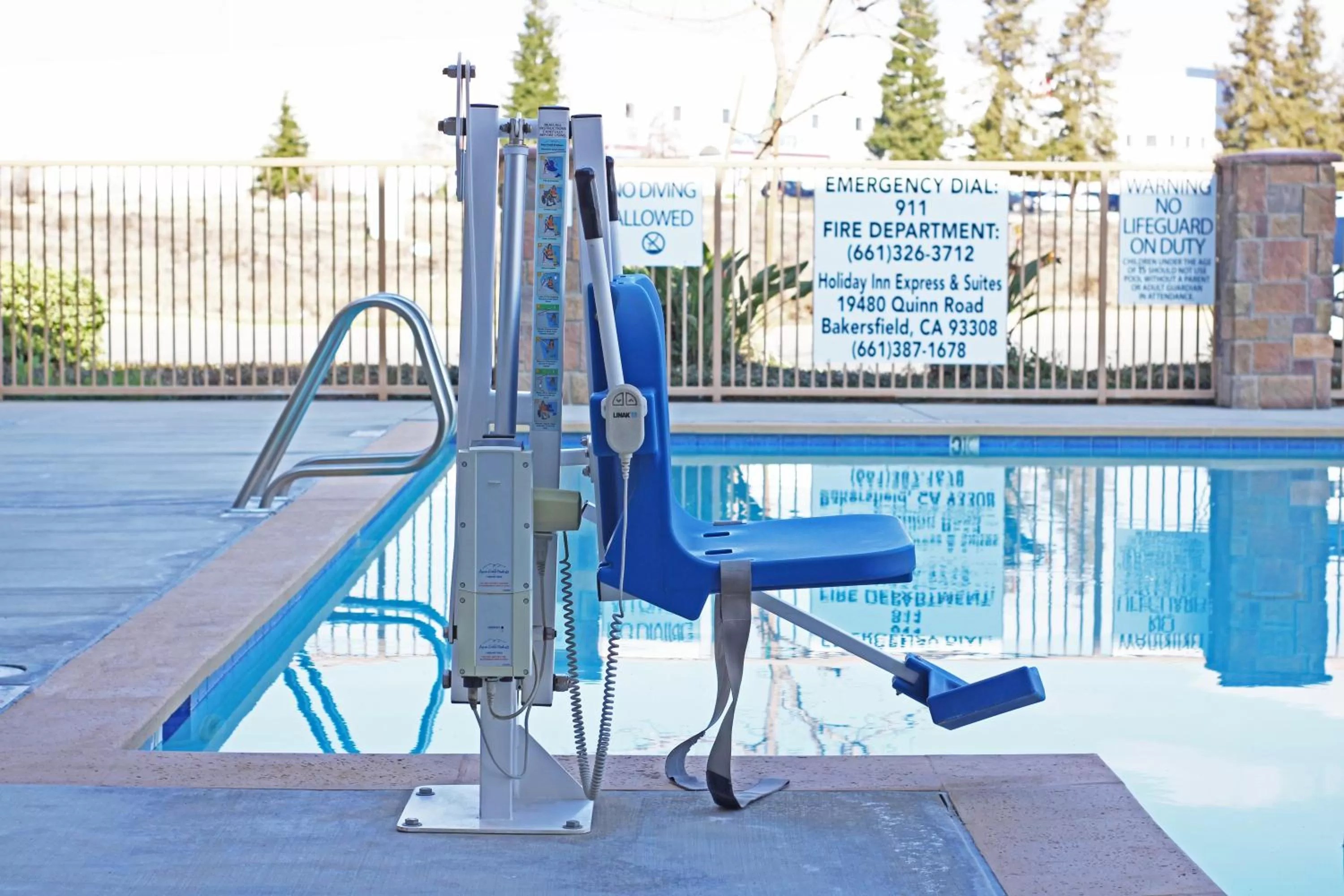 Swimming pool in Holiday Inn Express & Suites Bakersfield Airport by IHG