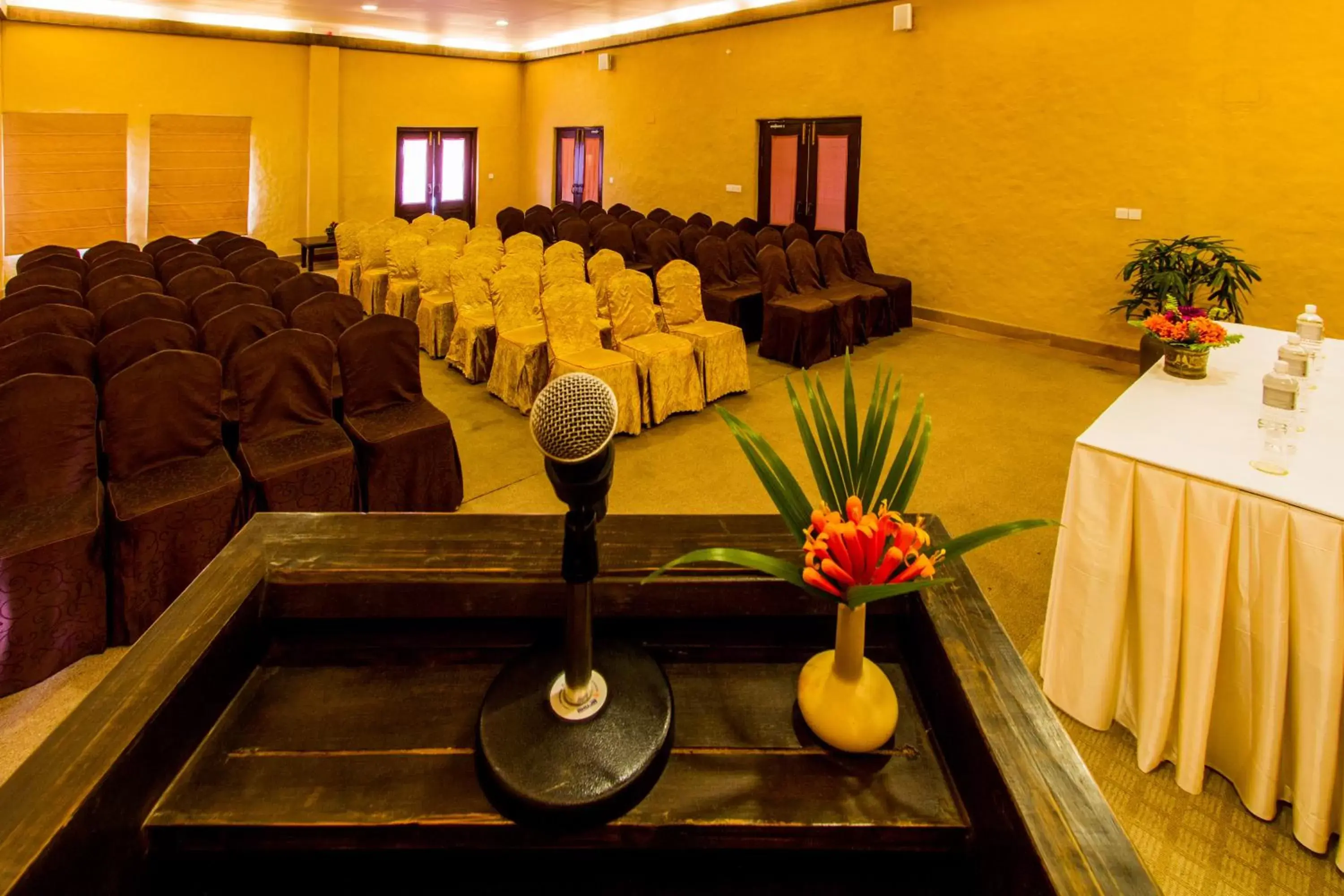 Business facilities in Temple Tree Resort & Spa