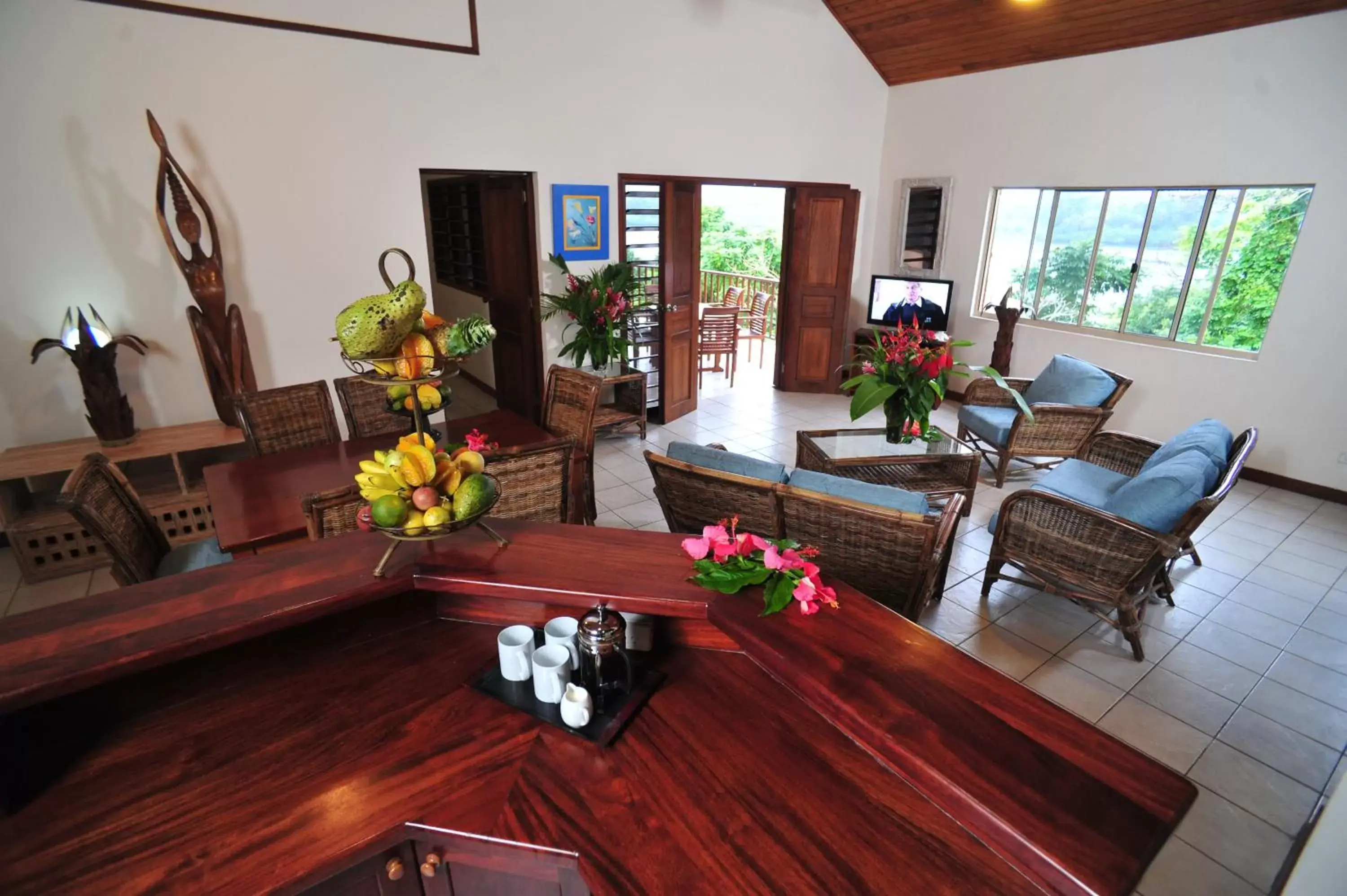 Living room, Seating Area in Poppy's on the Lagoon