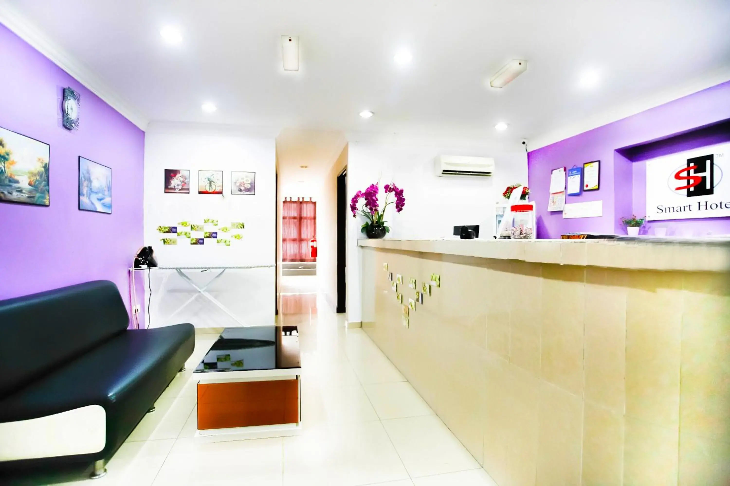 Lobby/Reception in Smart Hotel Shah Alam Seksyen 15