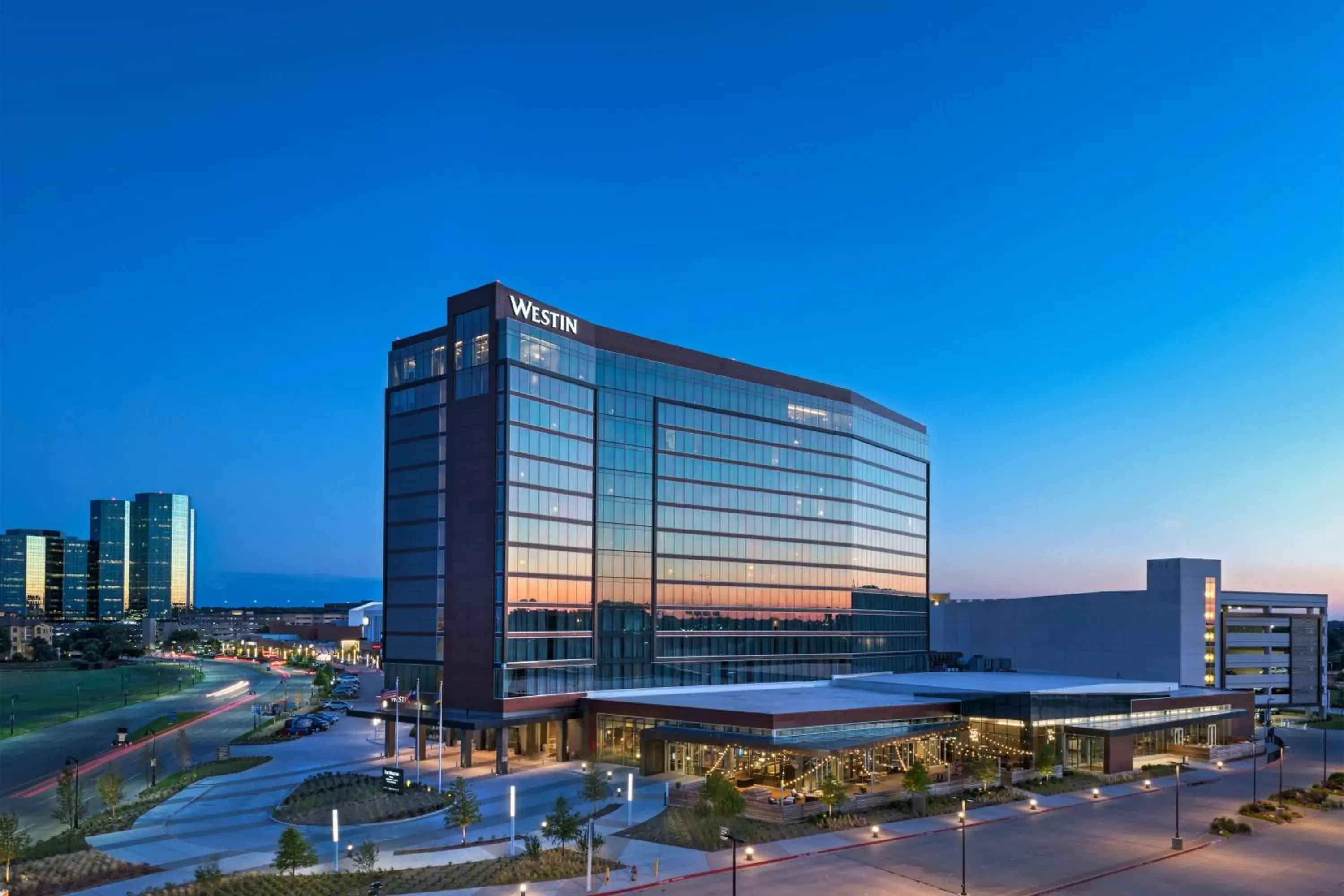Property Building in The Westin Irving Convention Center at Las Colinas