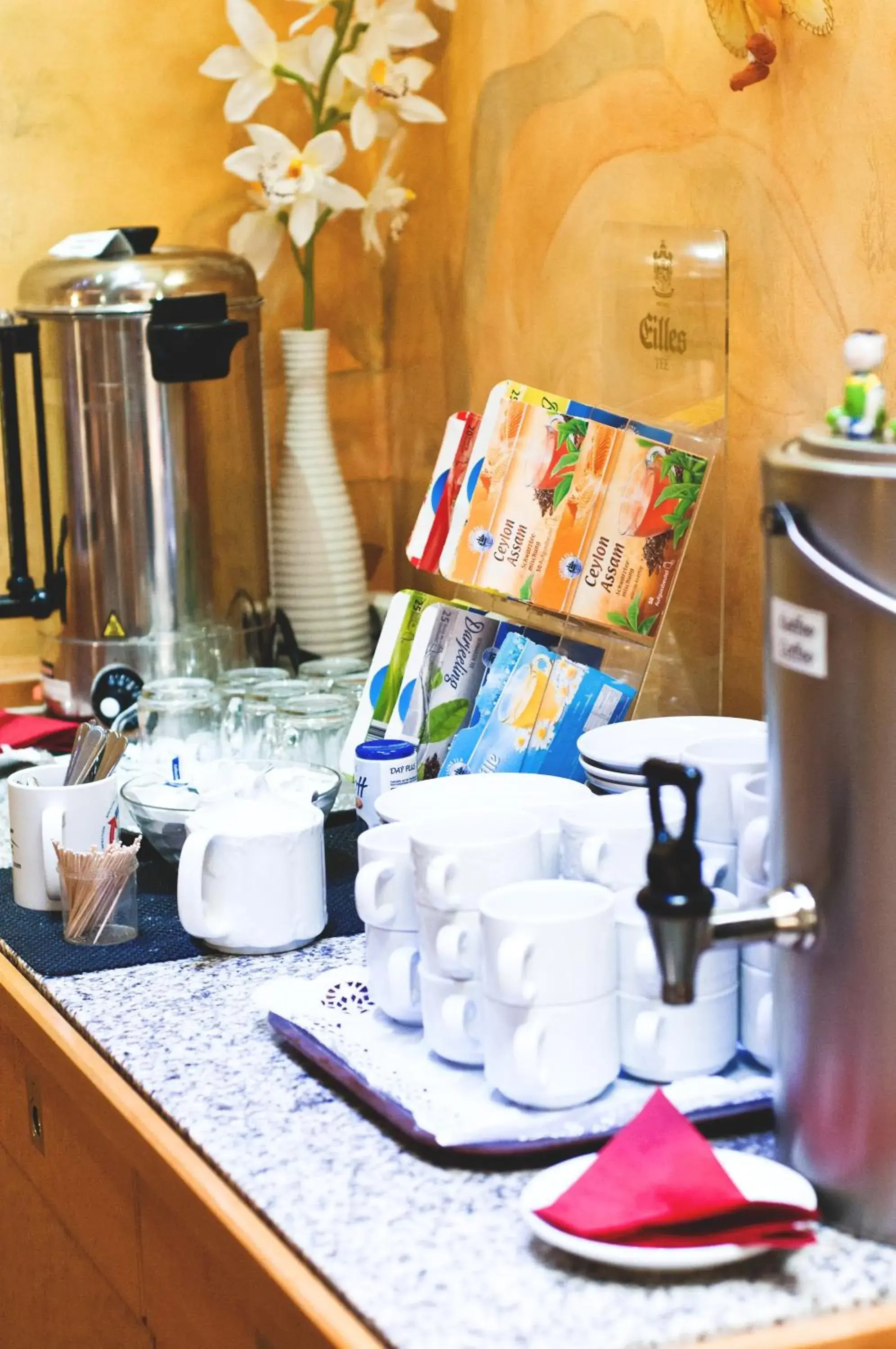 Restaurant/places to eat in Hotel Batavia Restaurant/places to eat in Hotel Batavia