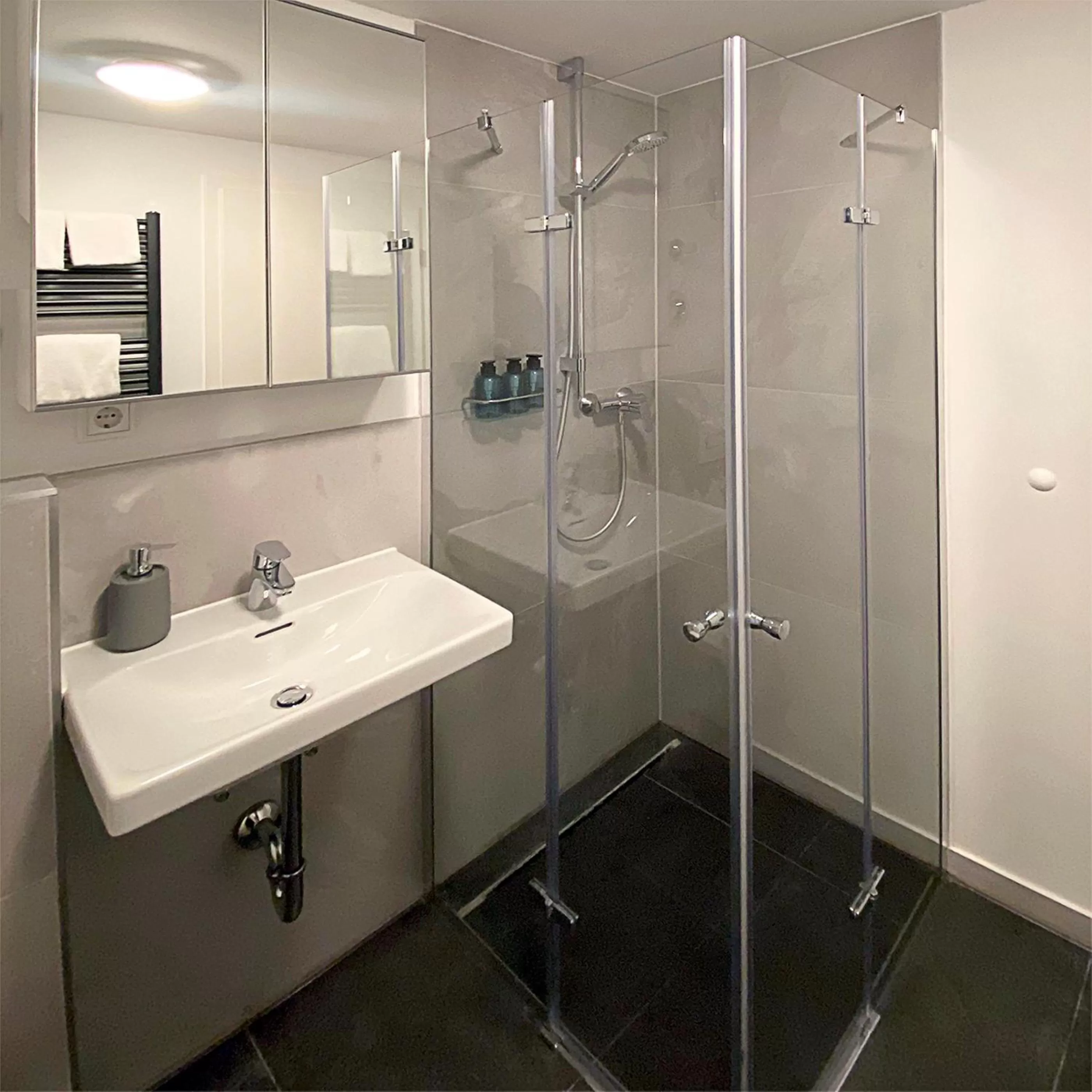 Bathroom in Nurban Apartments Oldtown