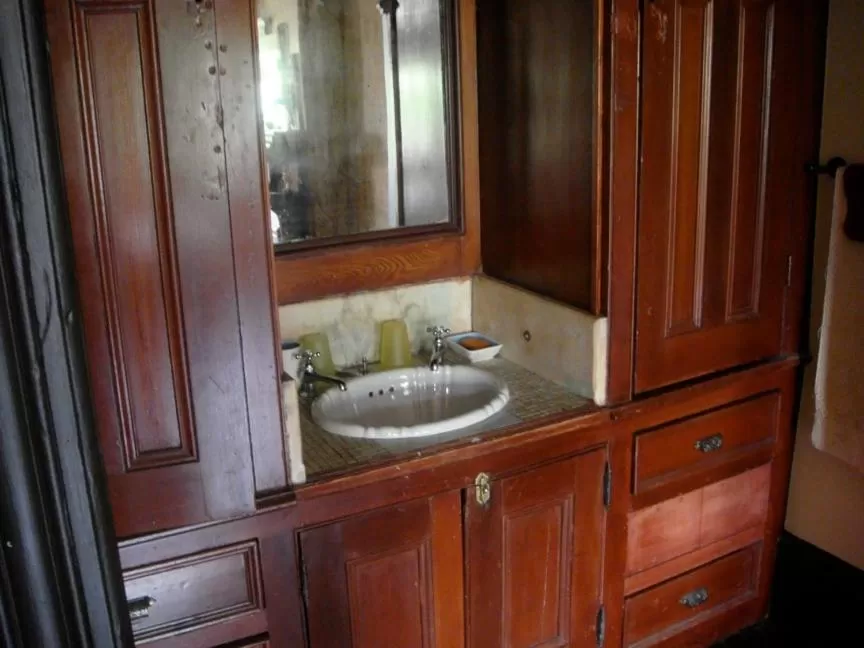 Bathroom in The Harlem Flophouse