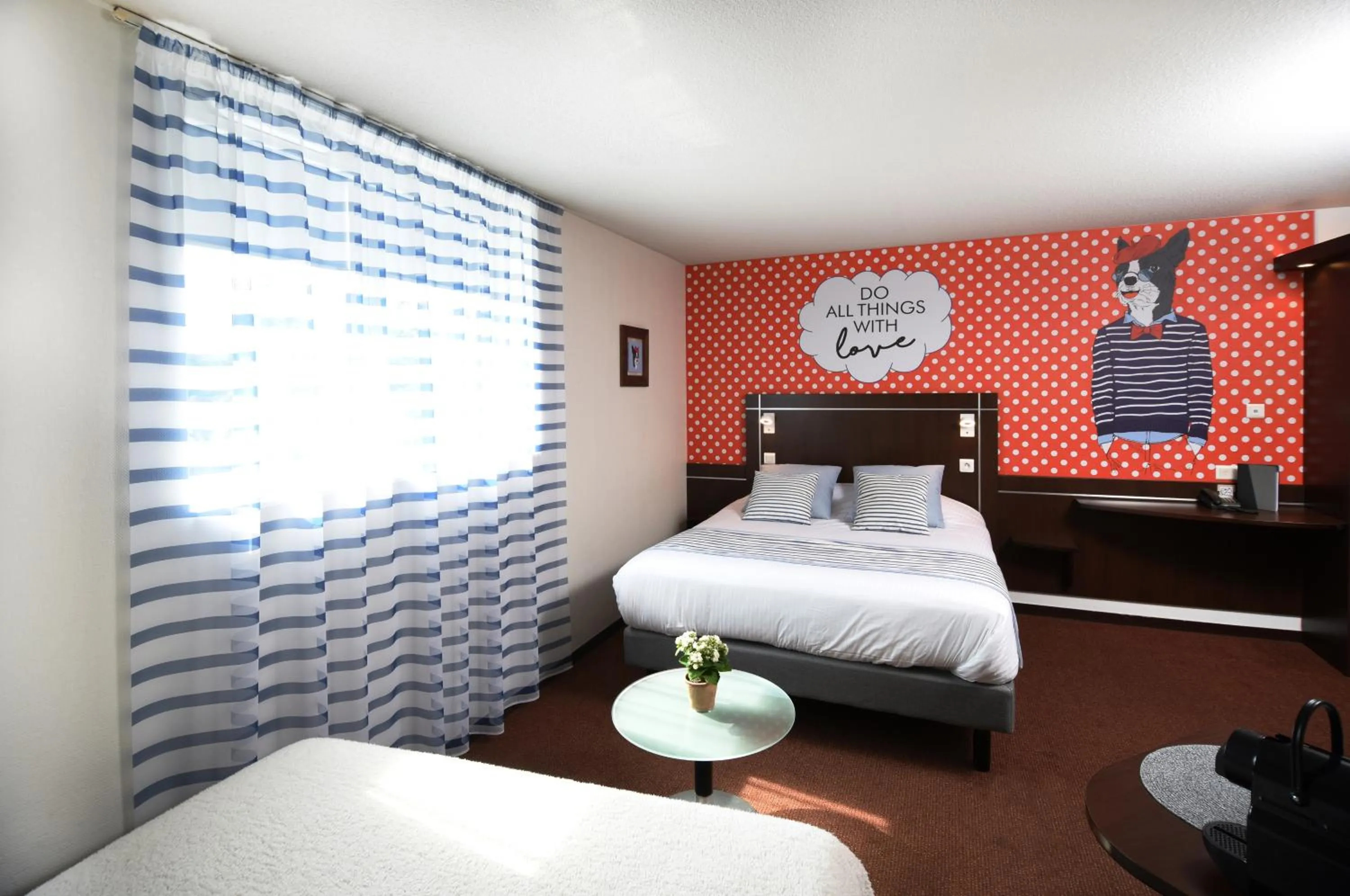 Bed in Logis Boutique Hotel Novalis