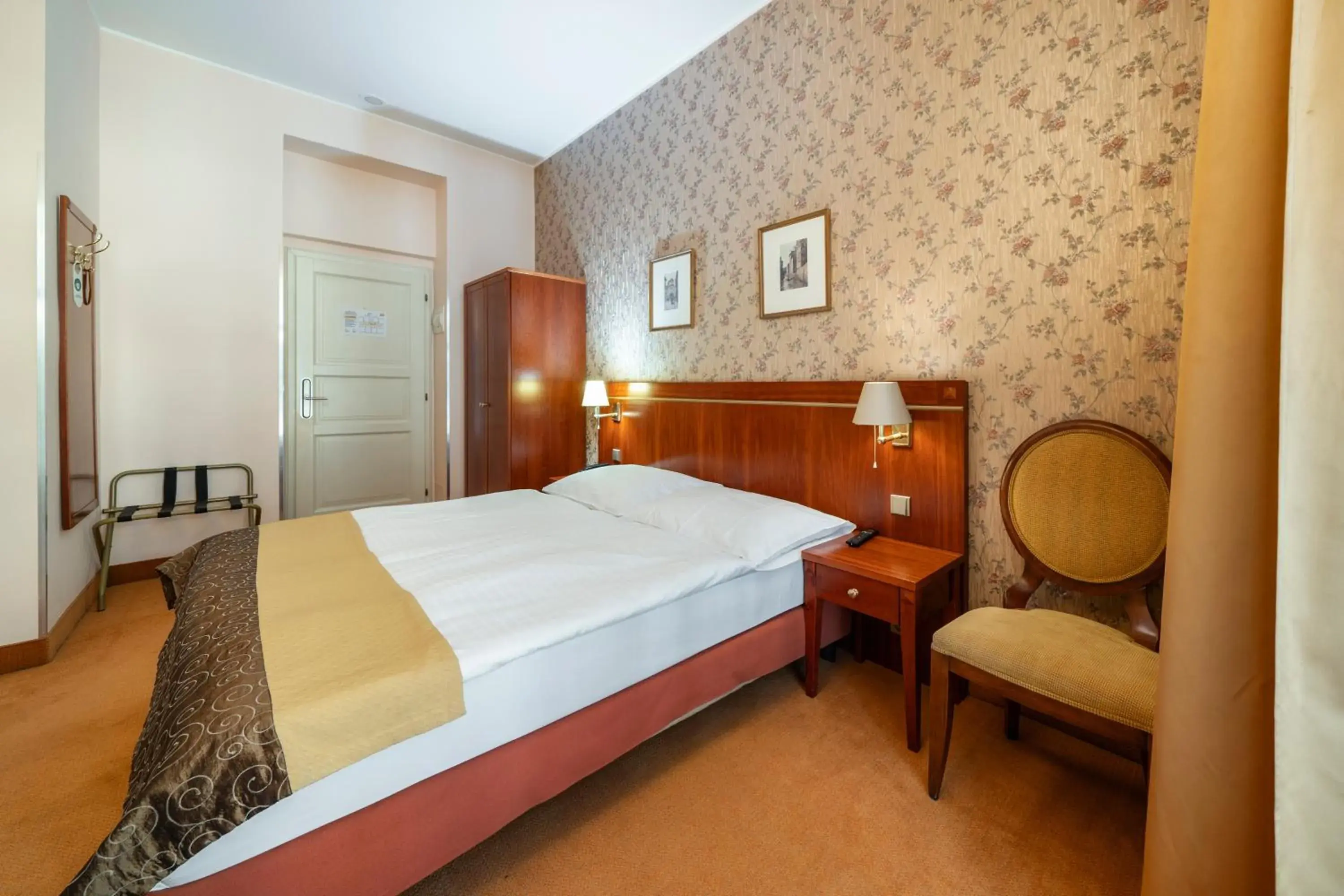 Photo of the whole room, Bed in Hotel Raffaello