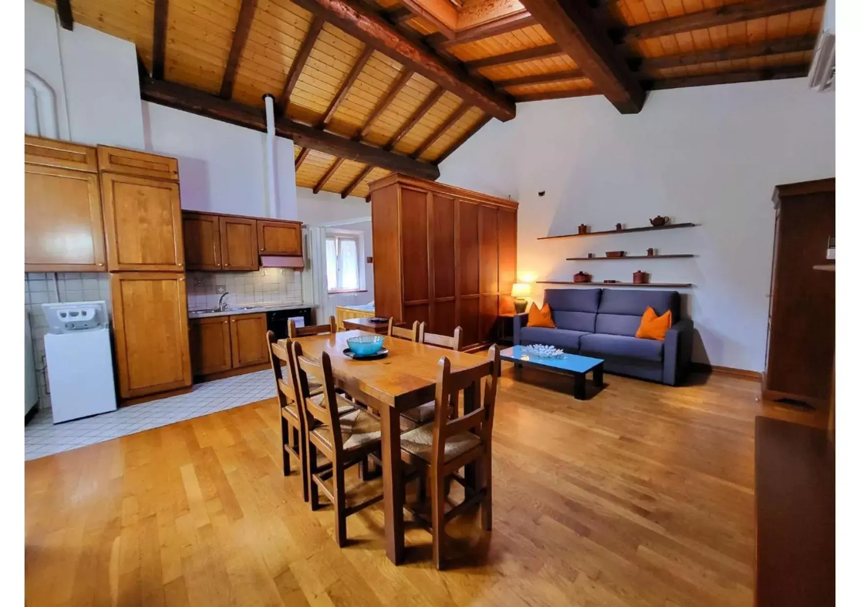 Kitchen or kitchenette, Dining Area in Residence Antico Borgo