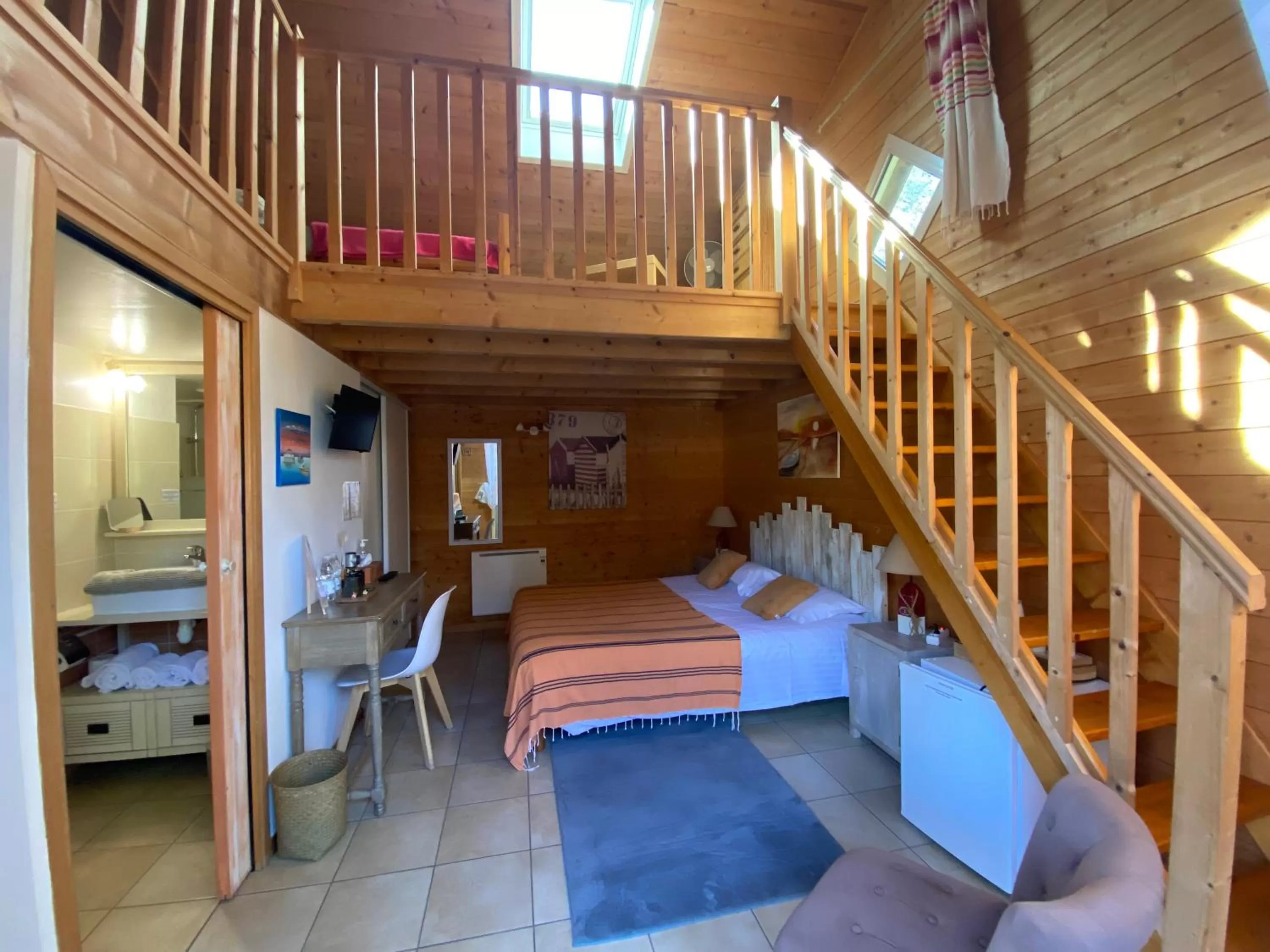 Superior Triple Room in La Villa Herbert Maison d'hôtes à Andernos
