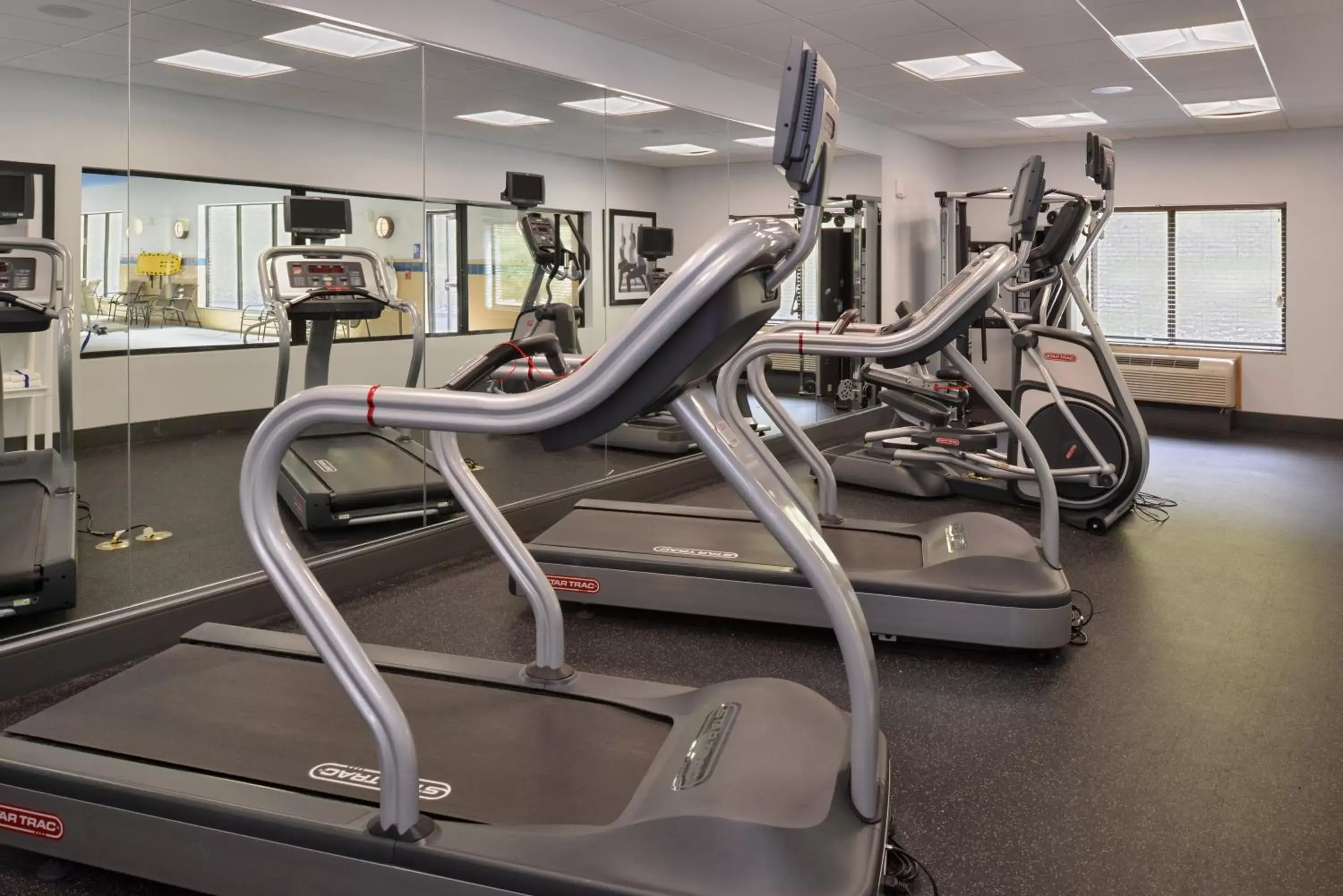 Fitness centre/facilities, Fitness Center/Facilities in Holiday Inn Express & Suites Washington - Meadow Lands, an IHG Hotel