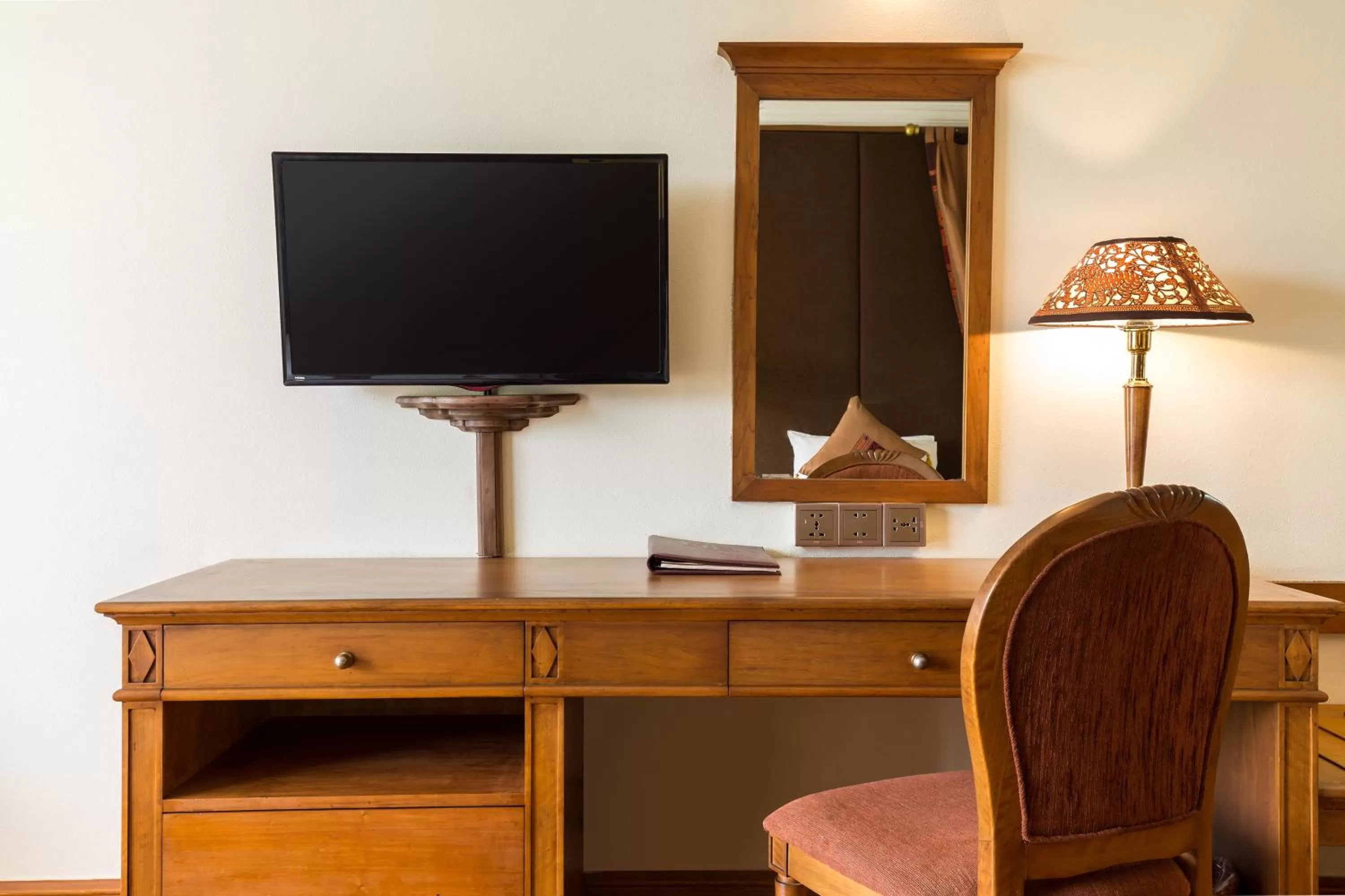 TV and multimedia in Angkor Century Resort & Spa