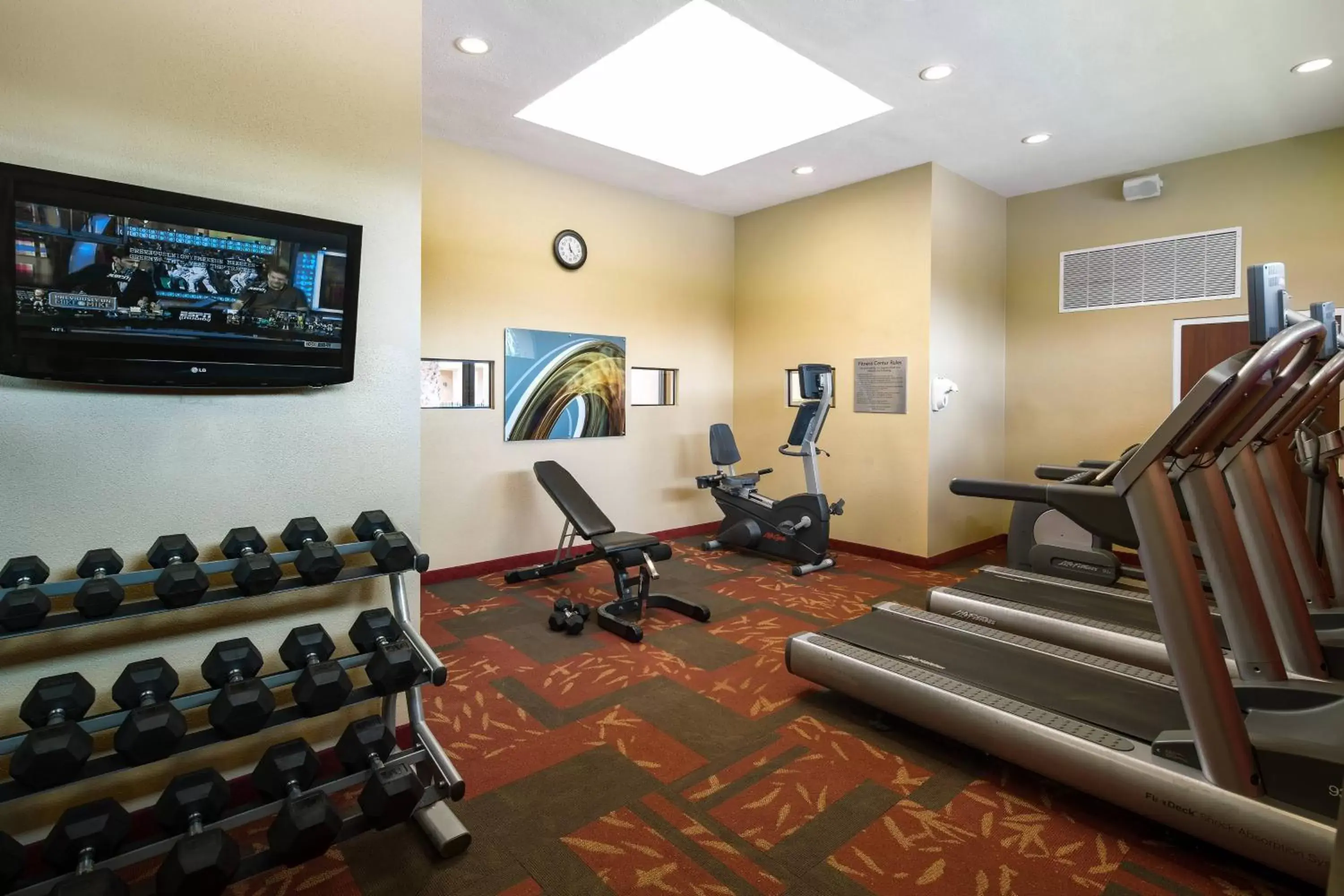 Fitness centre/facilities, Fitness Center/Facilities in Courtyard Melbourne West