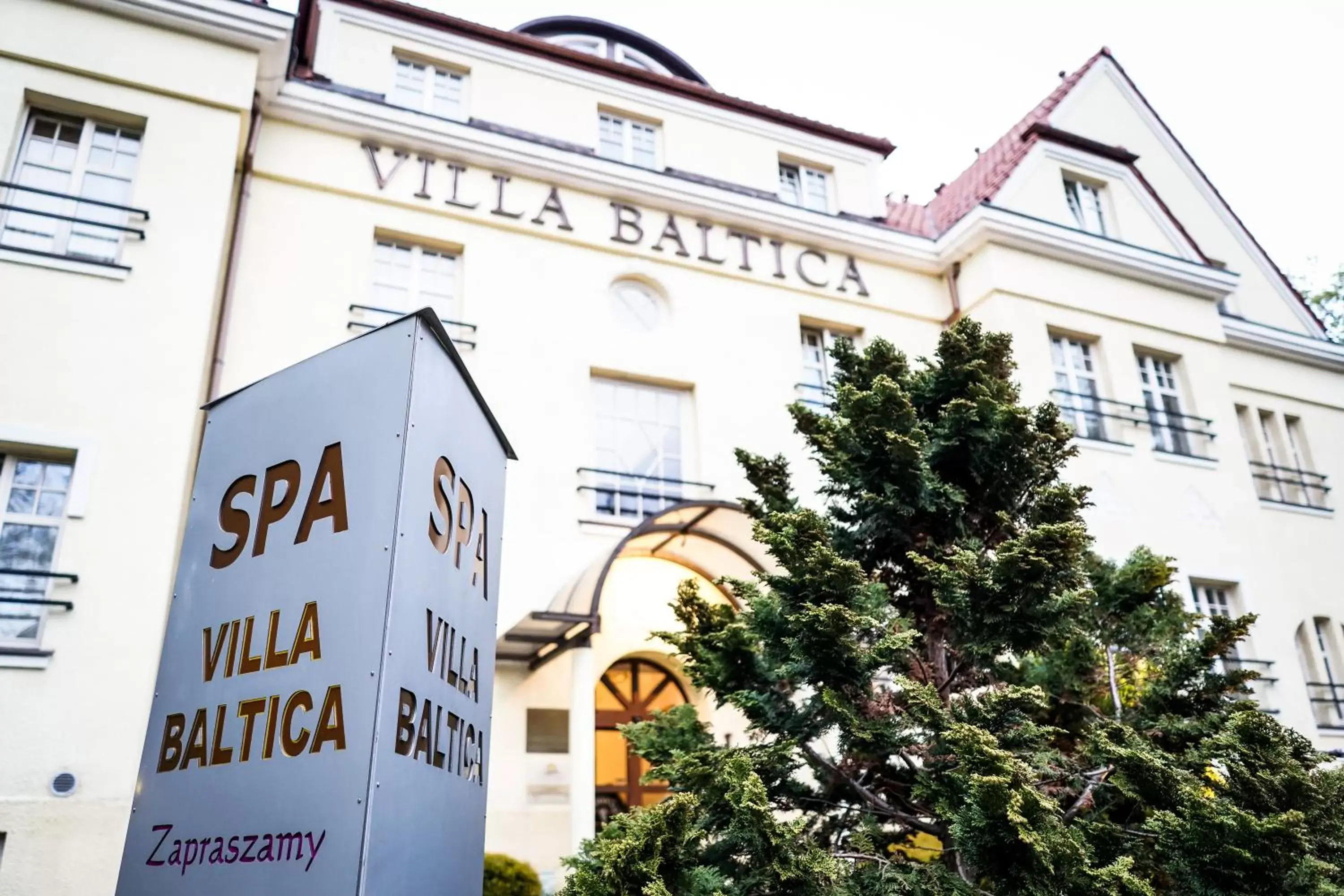 Property Building in Hotel Villa Baltica
