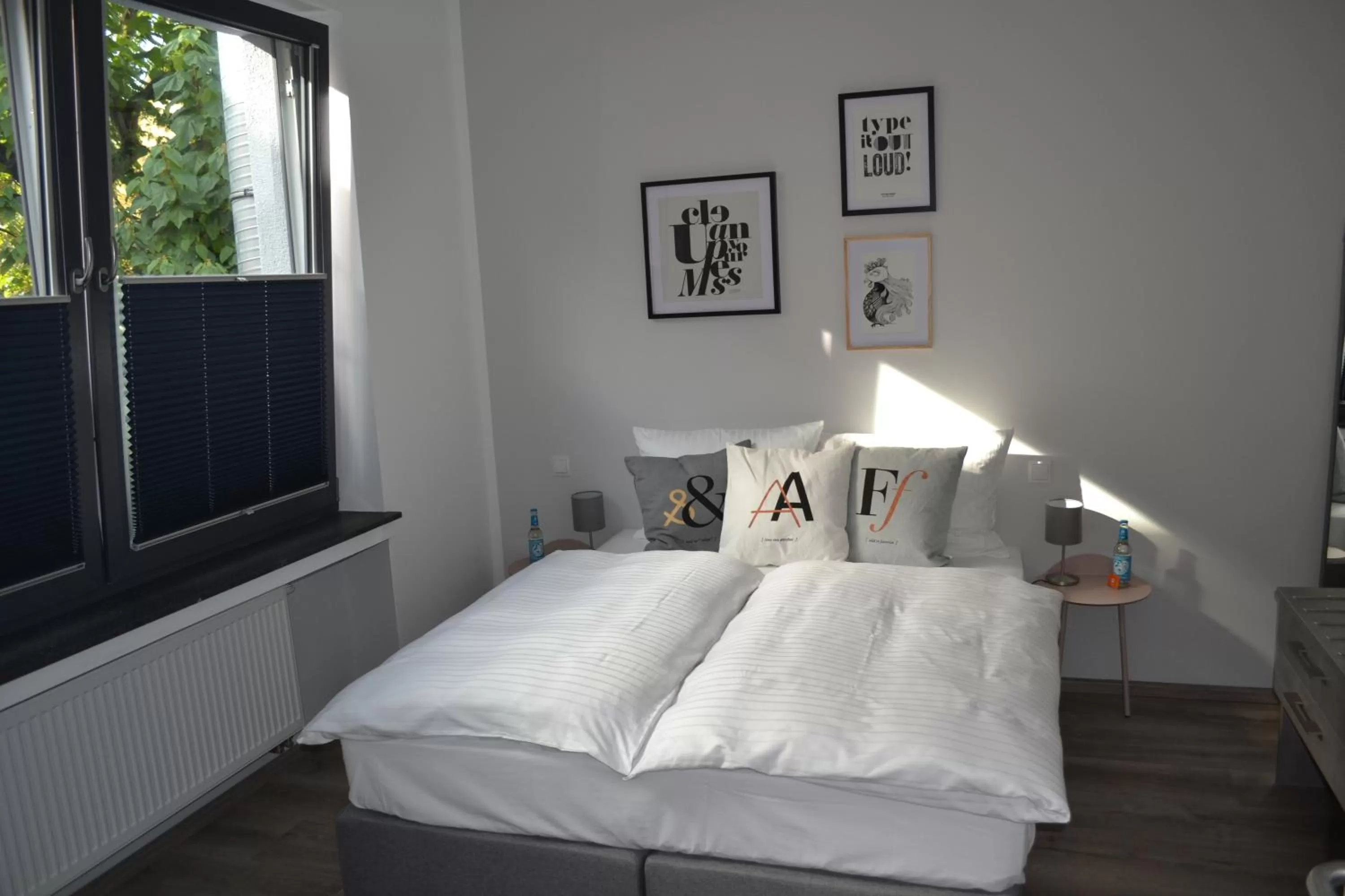 Bed in Boutique-Hotel "Stilvoll"