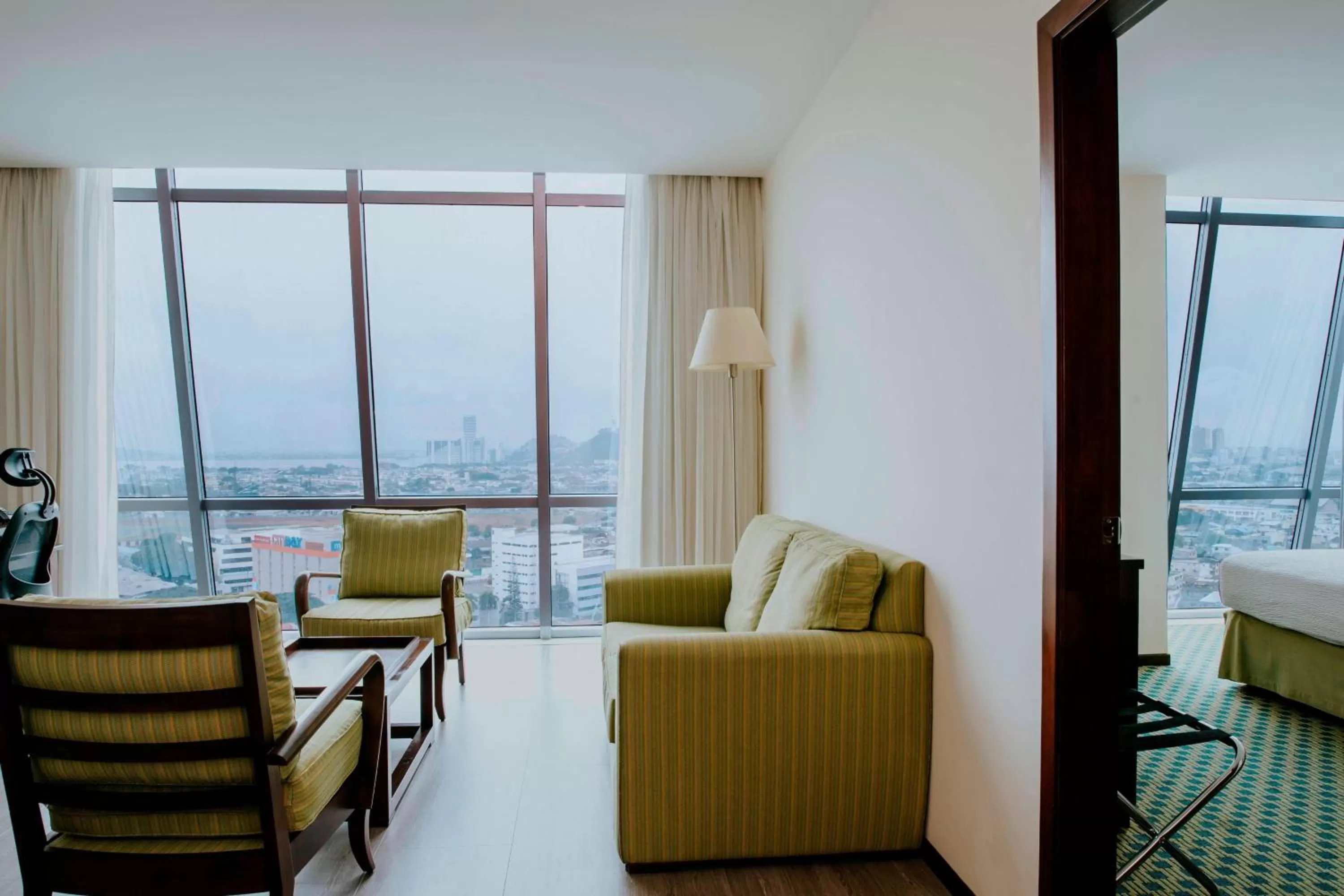 Bedroom, Bed in Courtyard by Marriott Guayaquil
