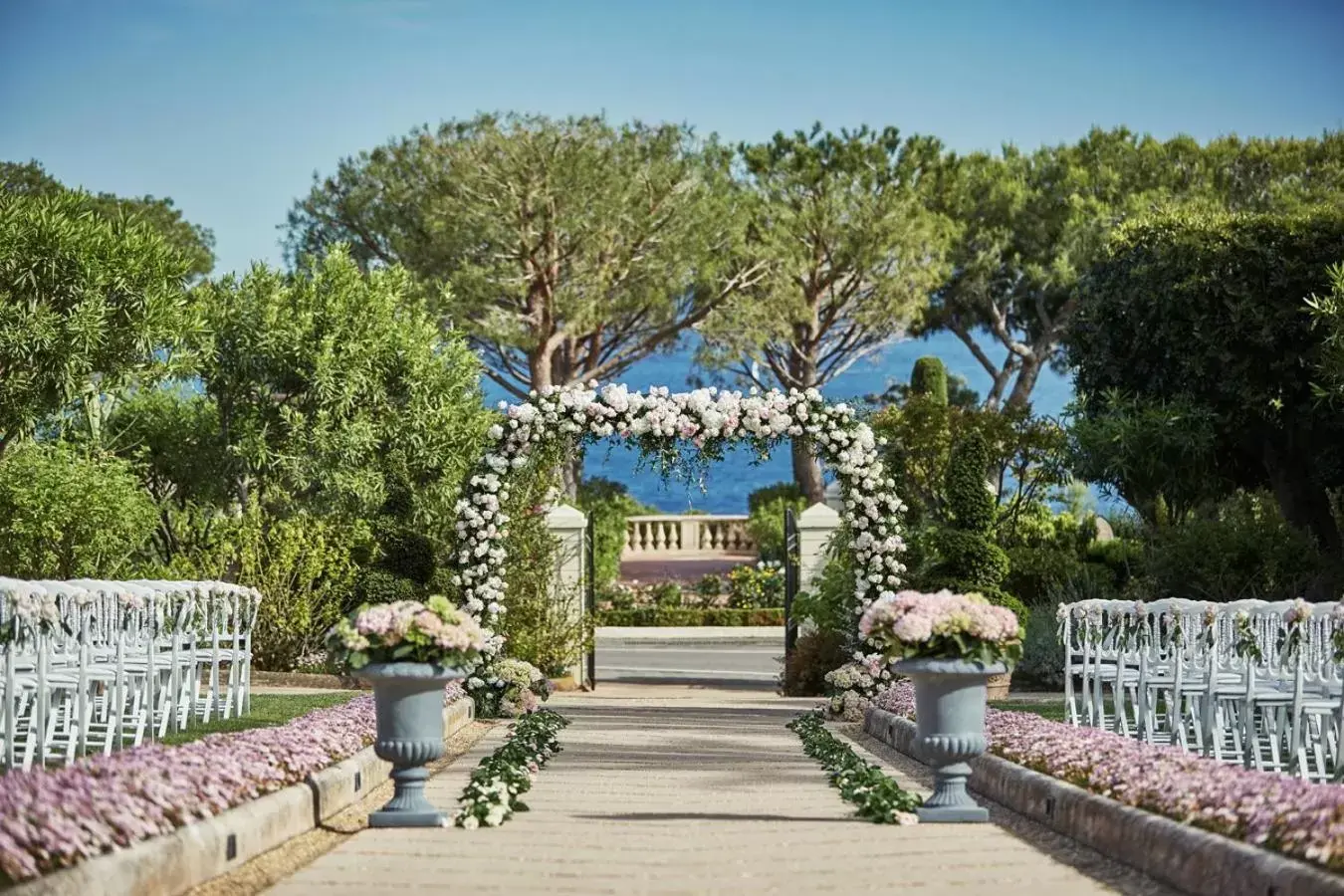 Garden in Grand-Hôtel du Cap-Ferrat, A Four Seasons Hotel