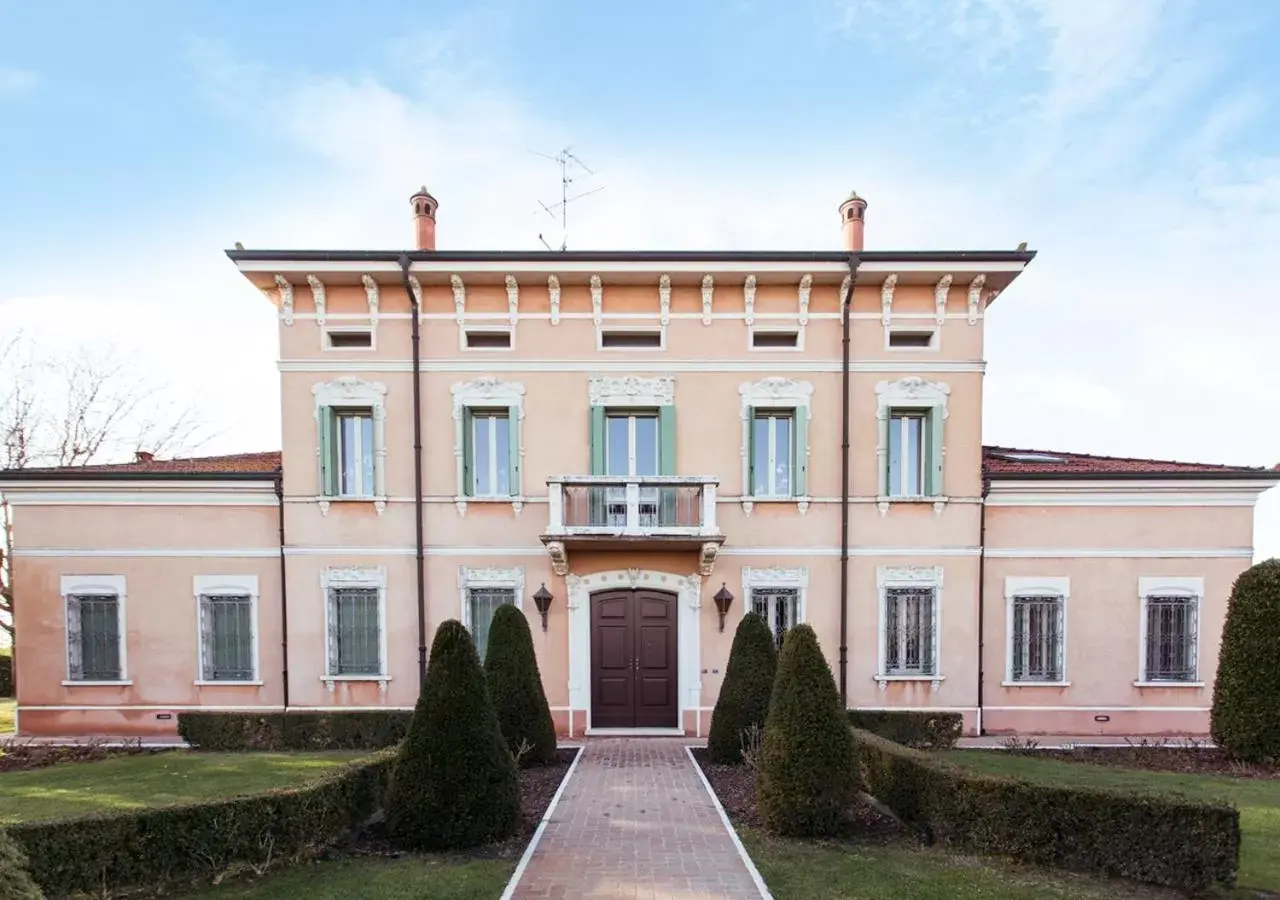 Property Building in B&B Residence il Ciliegio , Via Villa Superiore 93 Luzzara