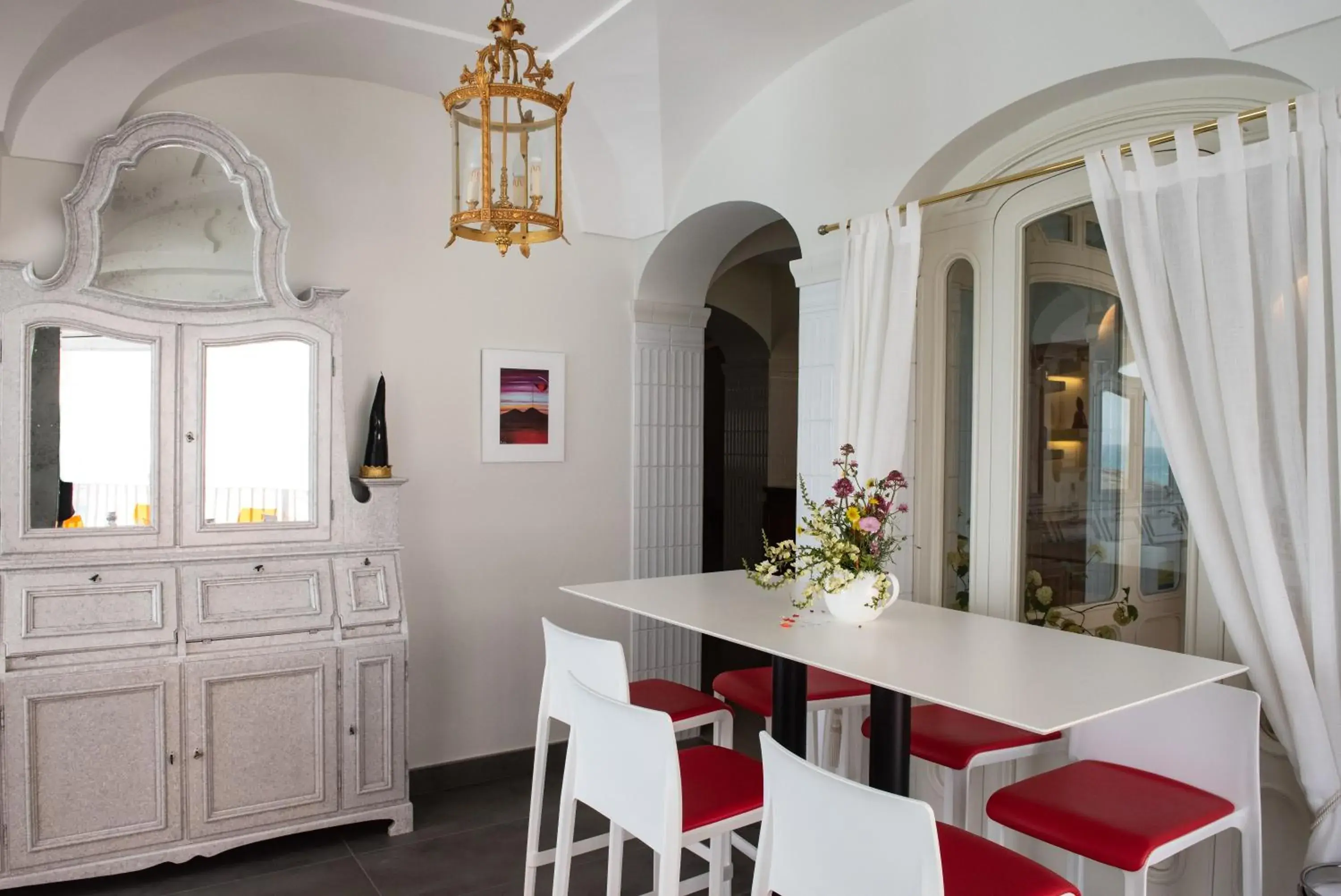 Lounge or bar, Dining Area in Taverna Del Capitano