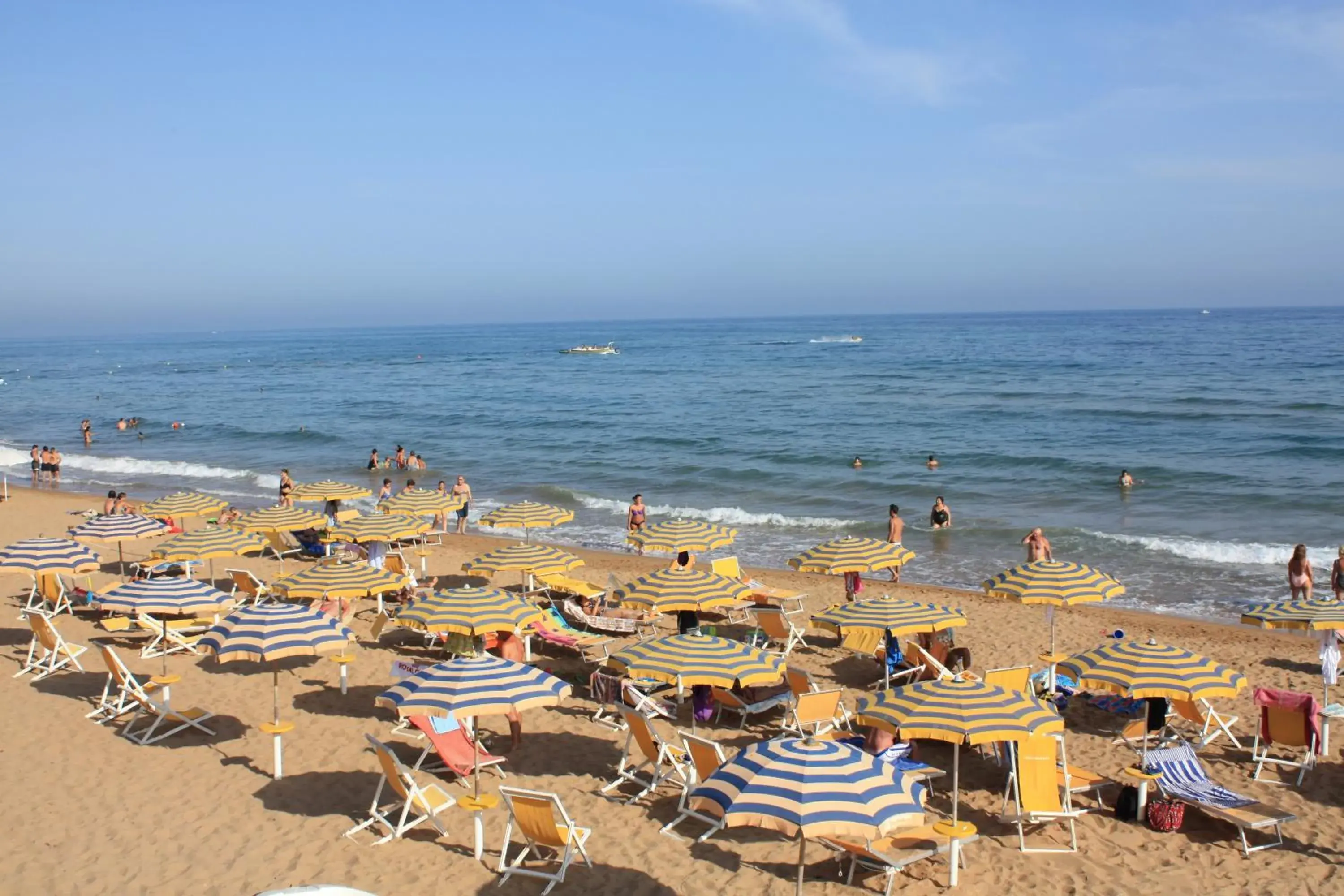 Beach in Triscinamare Hotel Residence