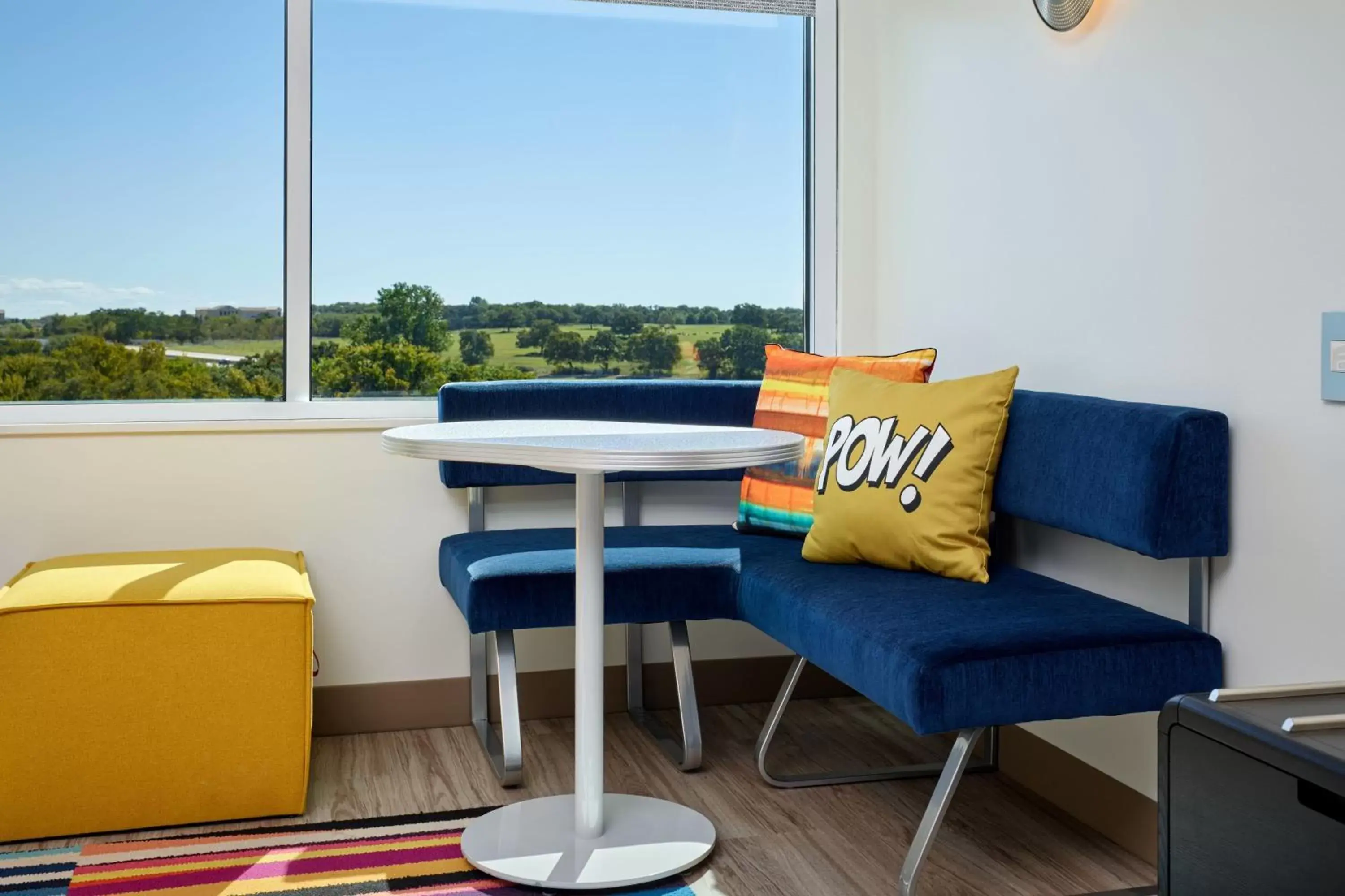 Photo of the whole room, Seating Area in Aloft Fort Worth Trophy Club