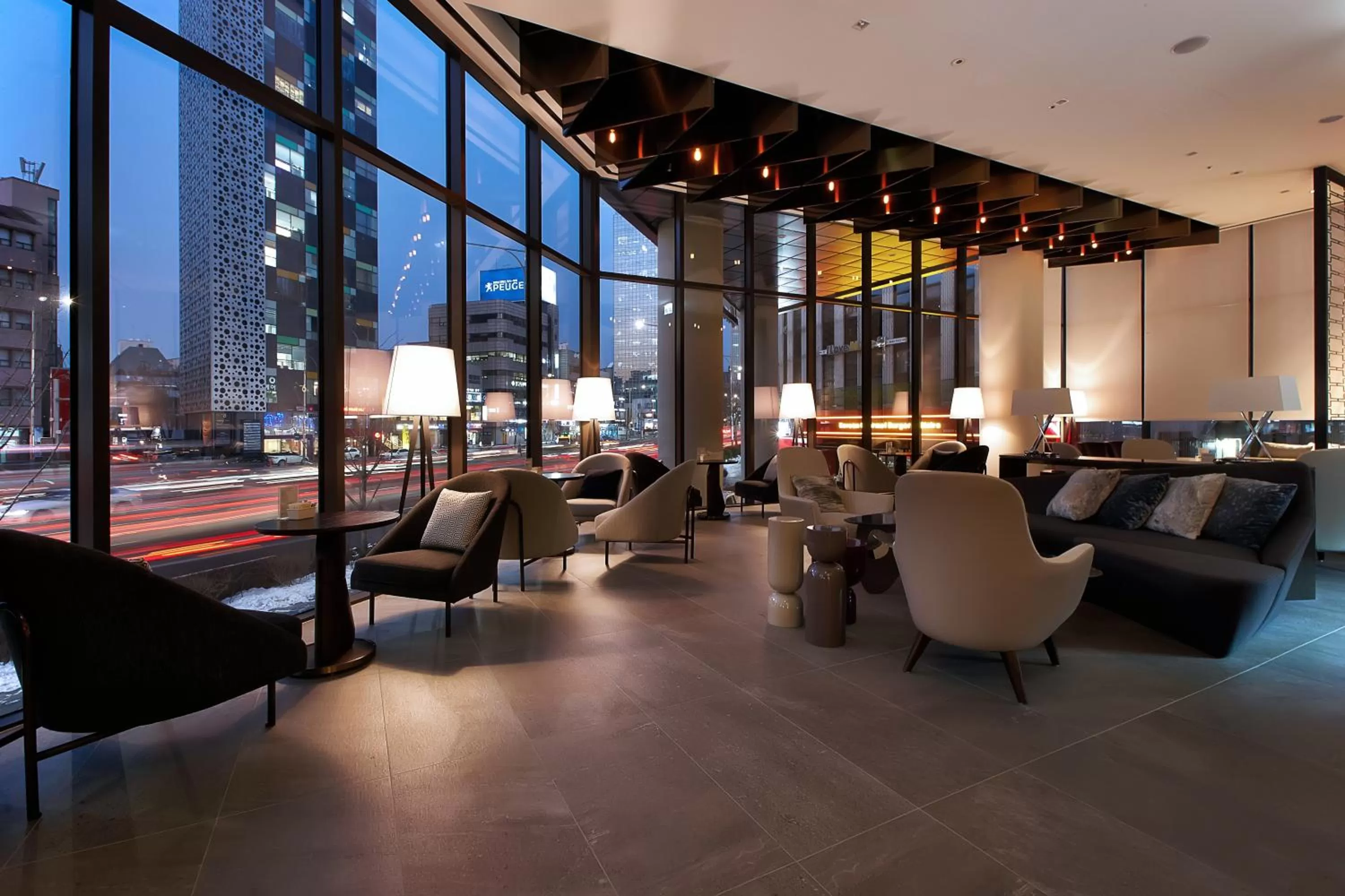 Restaurant/places to eat in Hotel Entra Gangnam