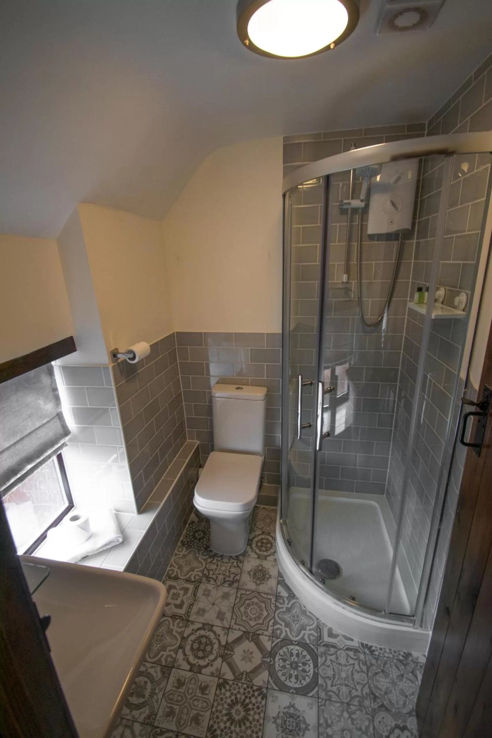 Bathroom in Royal George