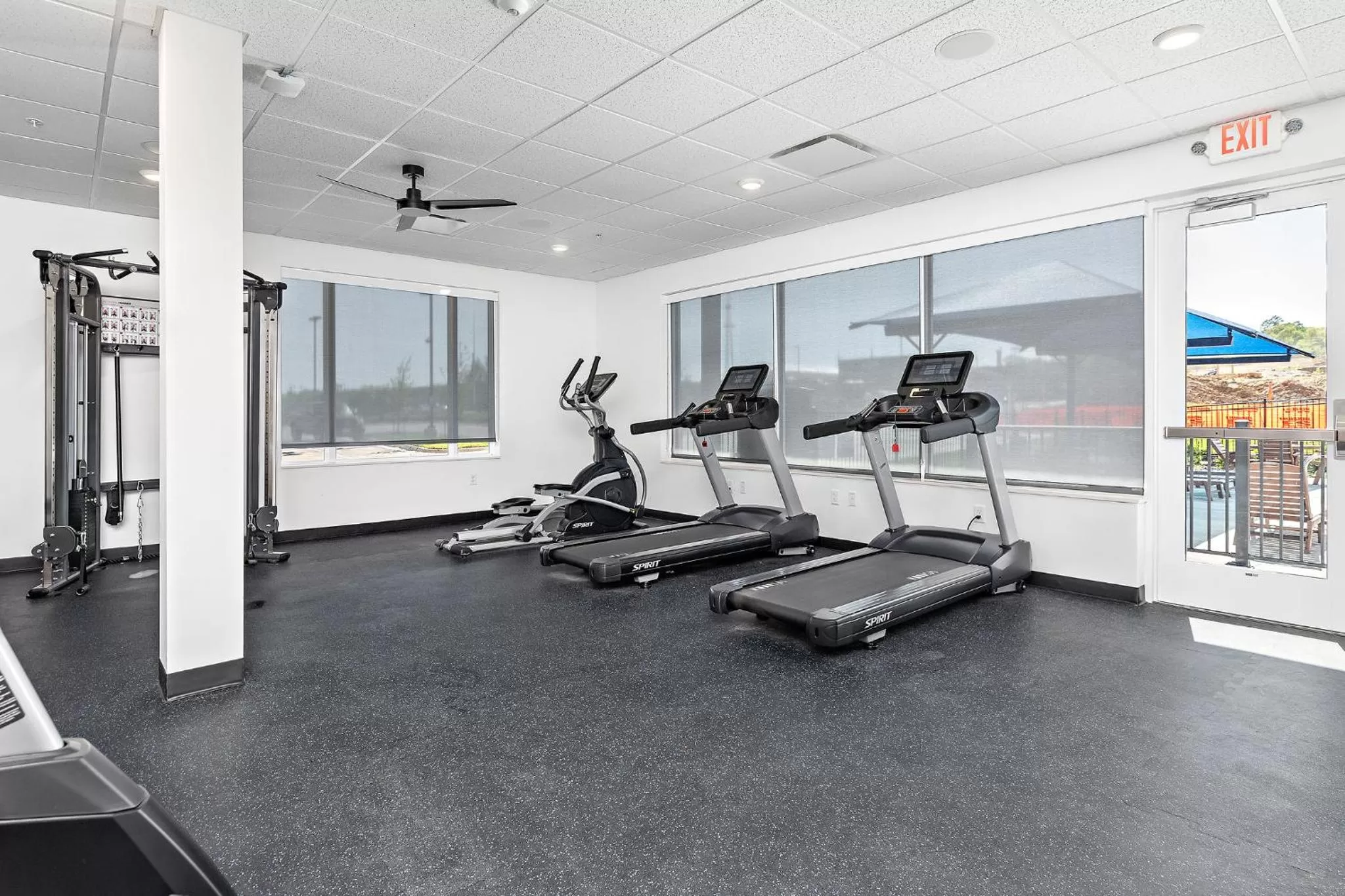 Fitness centre/facilities in Holiday Inn Express Kansas City North Parkville by IHG