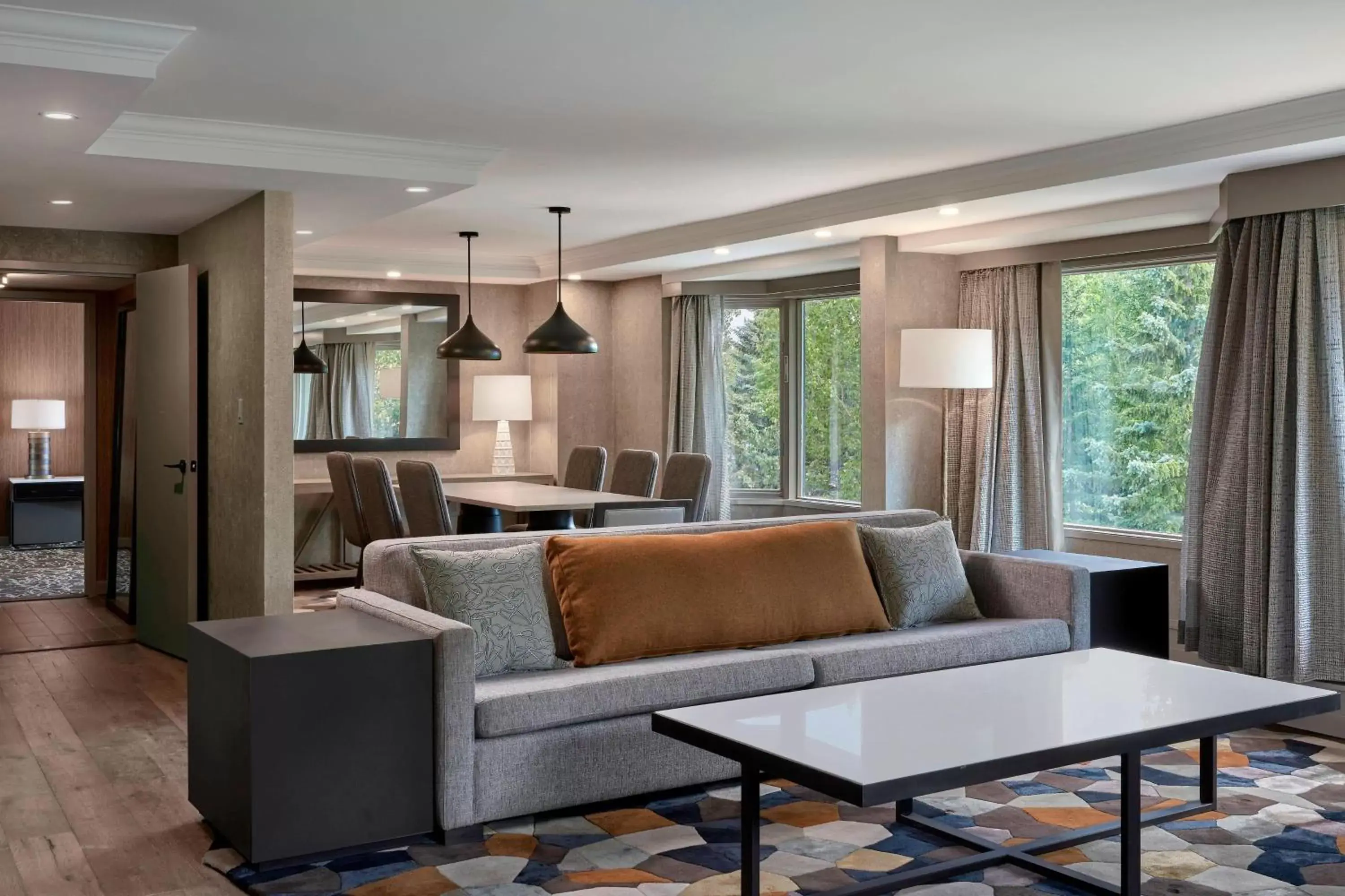 Living room, Seating Area in Kananaskis Mountain Lodge, Autograph Collection