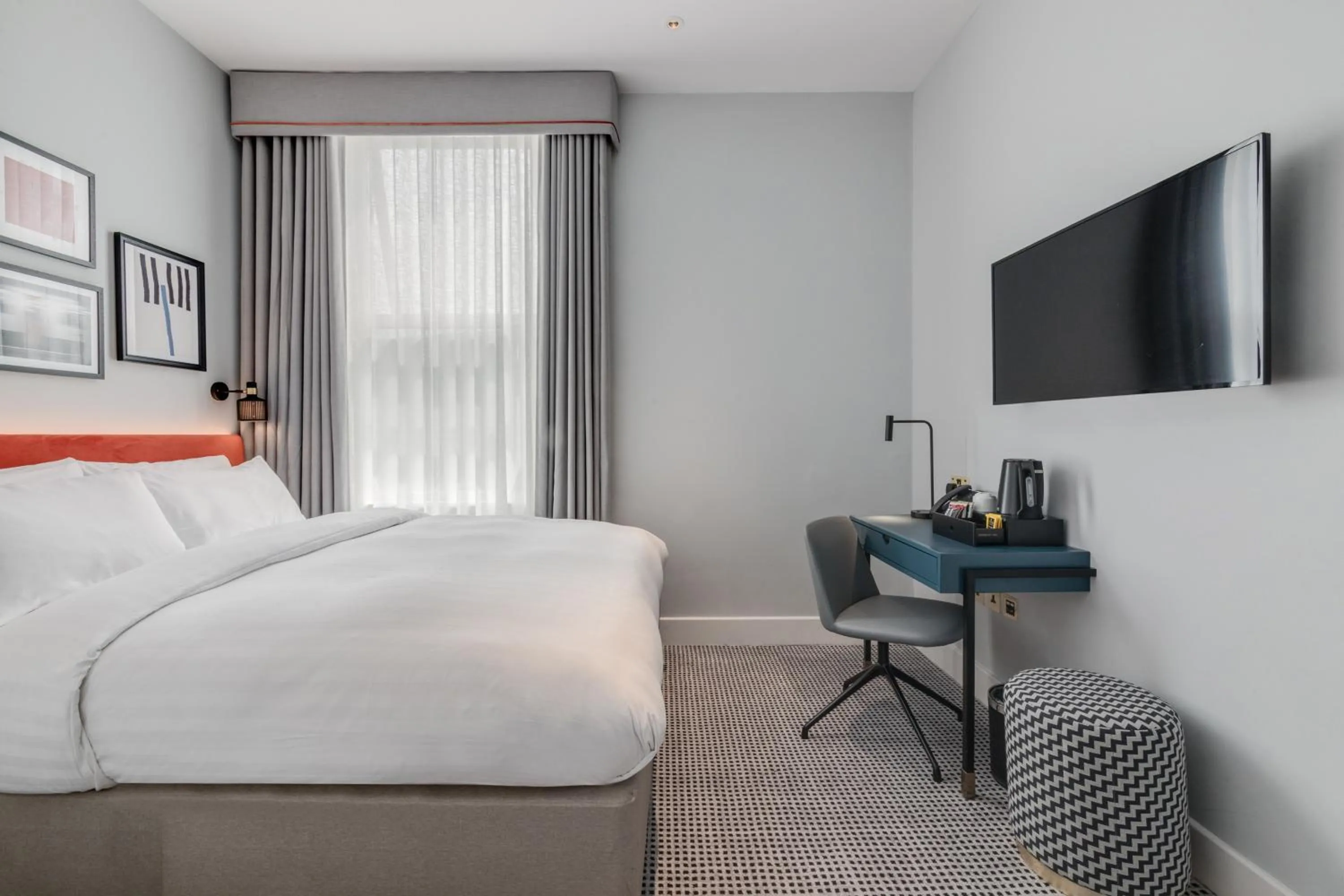 Bed in Best Western The Boltons