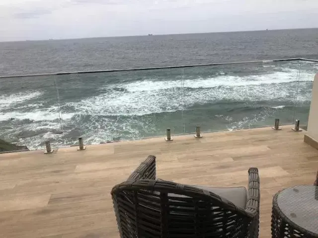 Natural landscape, Beach in Ocean Front Motel