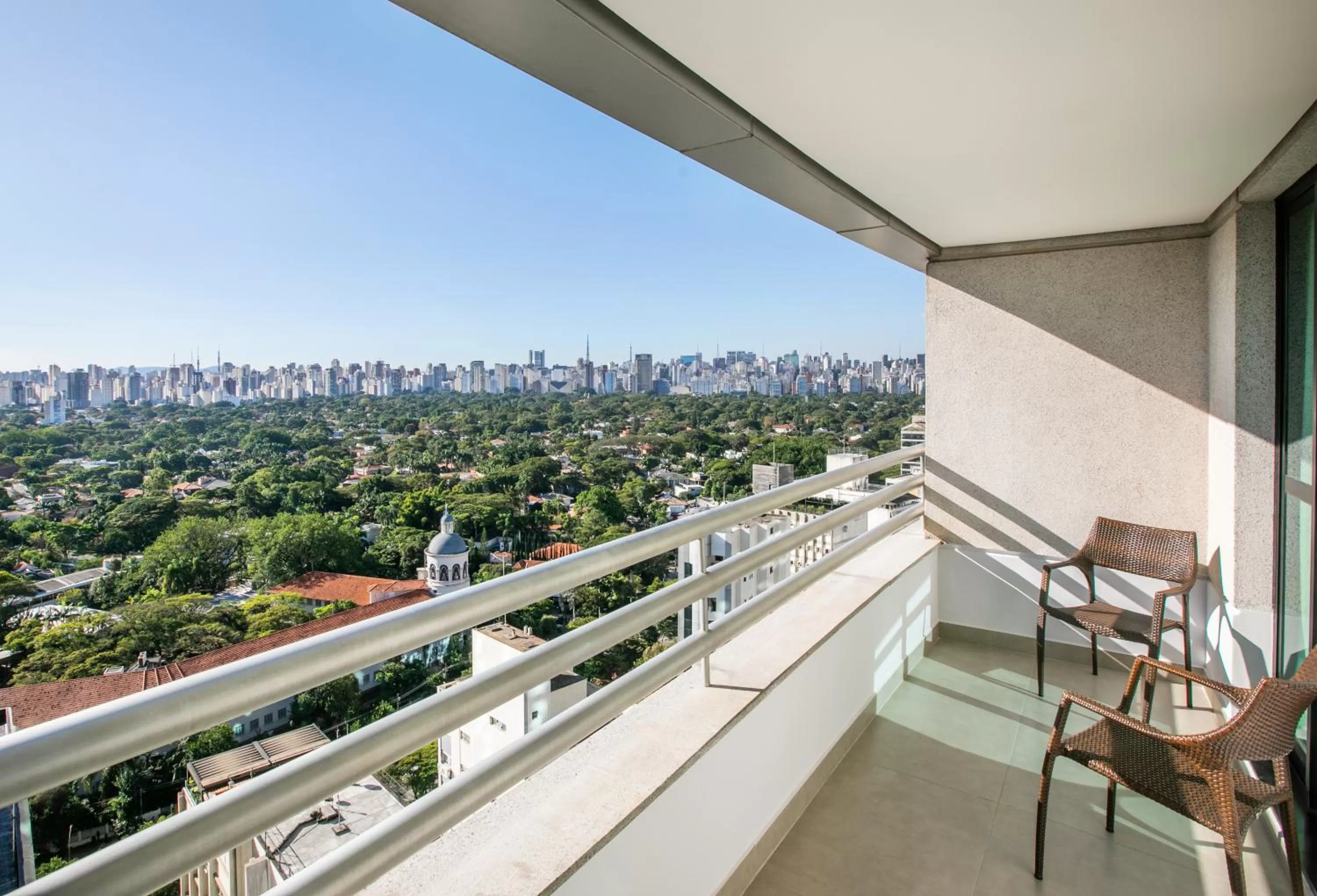 Bedroom in Meliá Jardim Europa