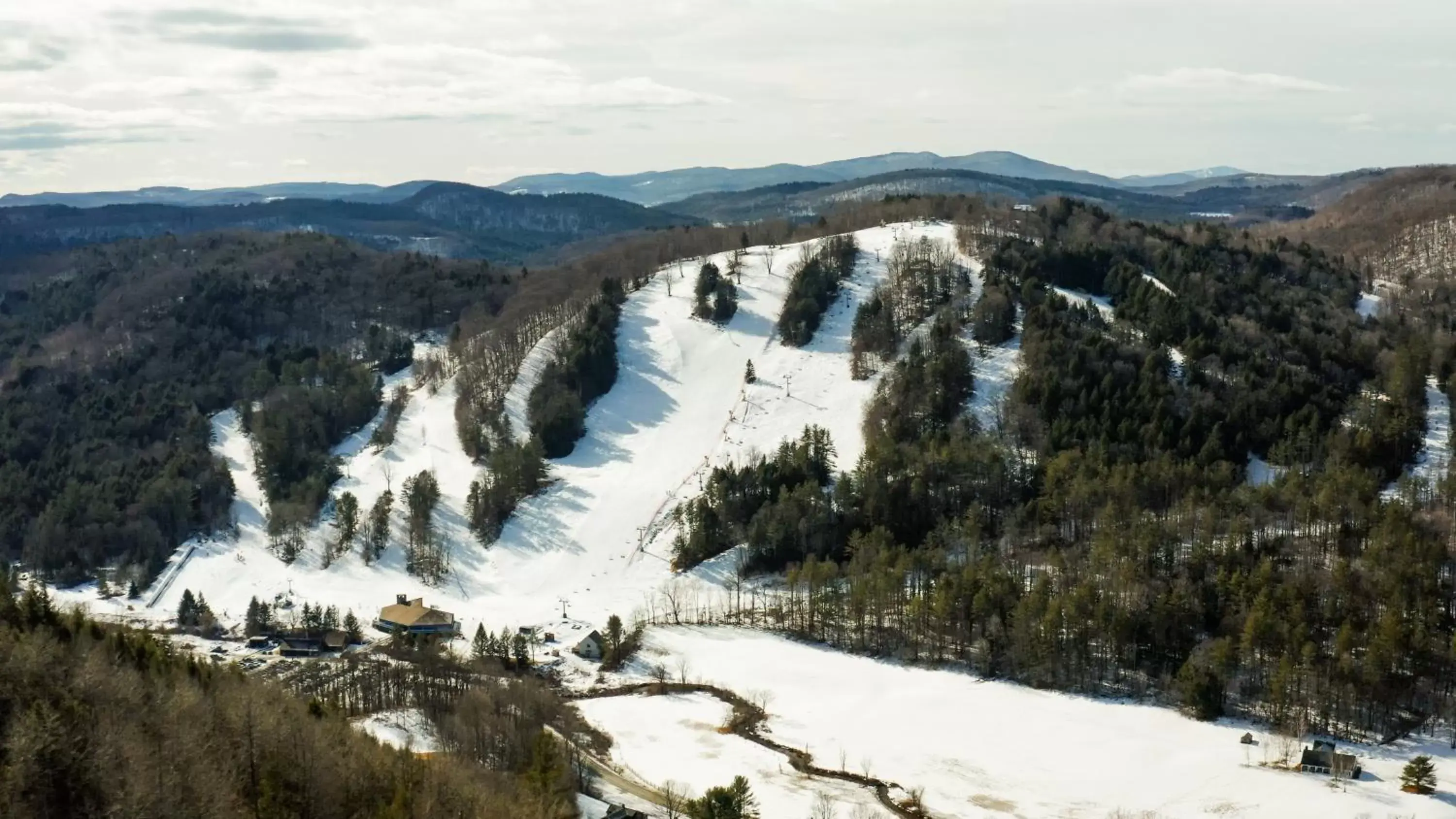 Nearby landmark, Winter in Woodstock Inn & Resort