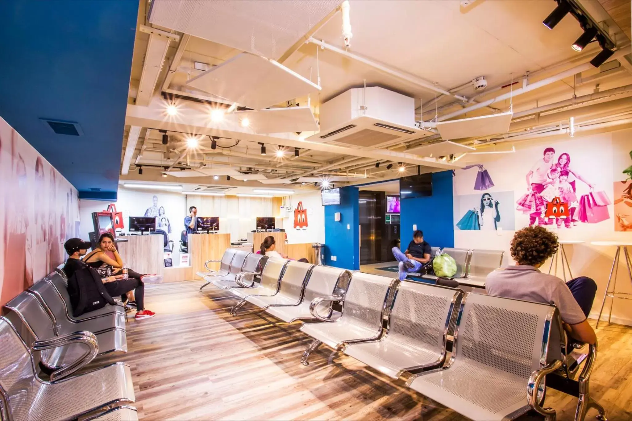 Facade/entrance in Total Hotel Facade/entrance in Total Hotel