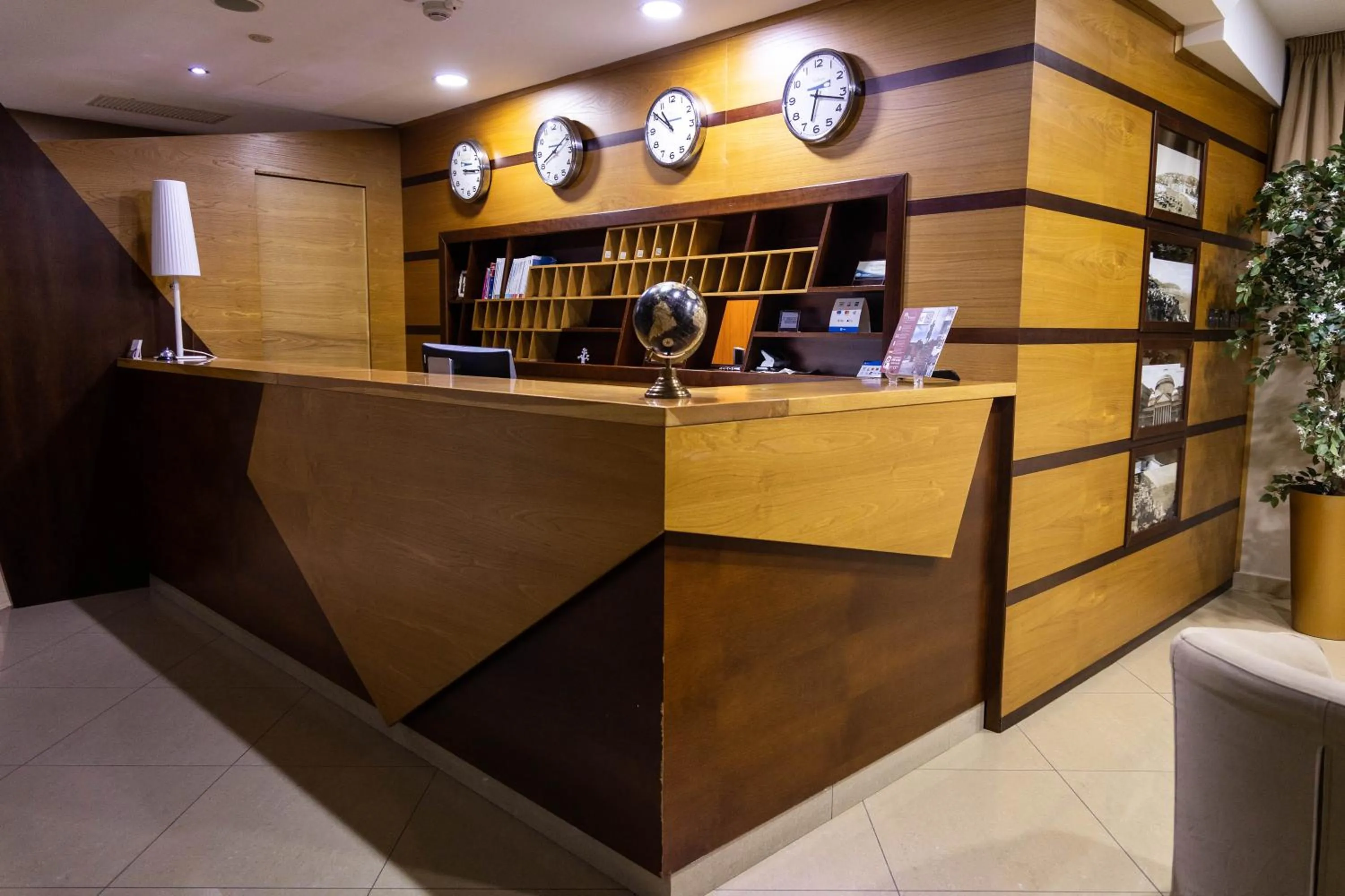 Lobby or reception in Hotel Nelton