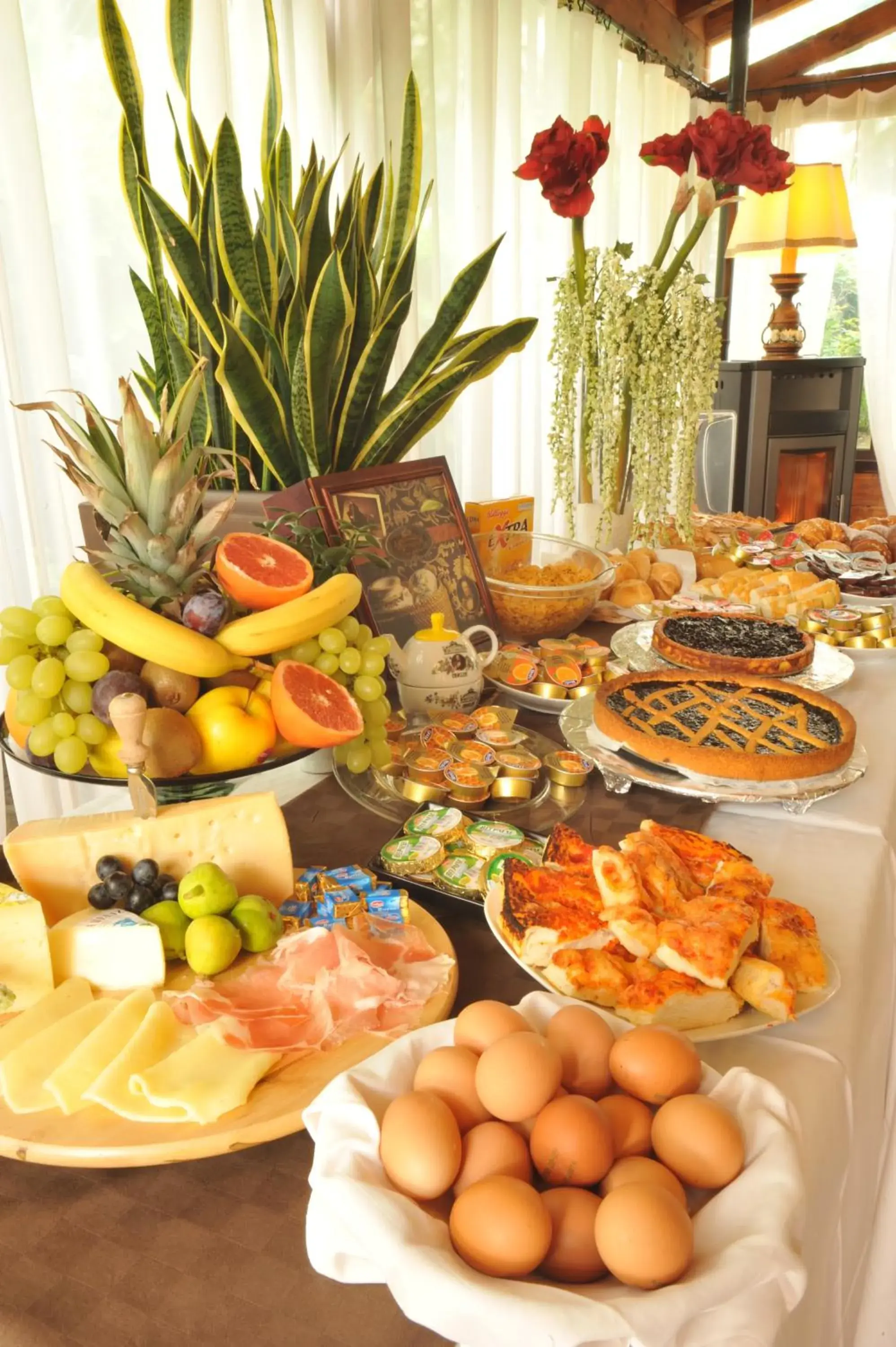 Buffet breakfast, Food in Hotel Ferro di Cavallo