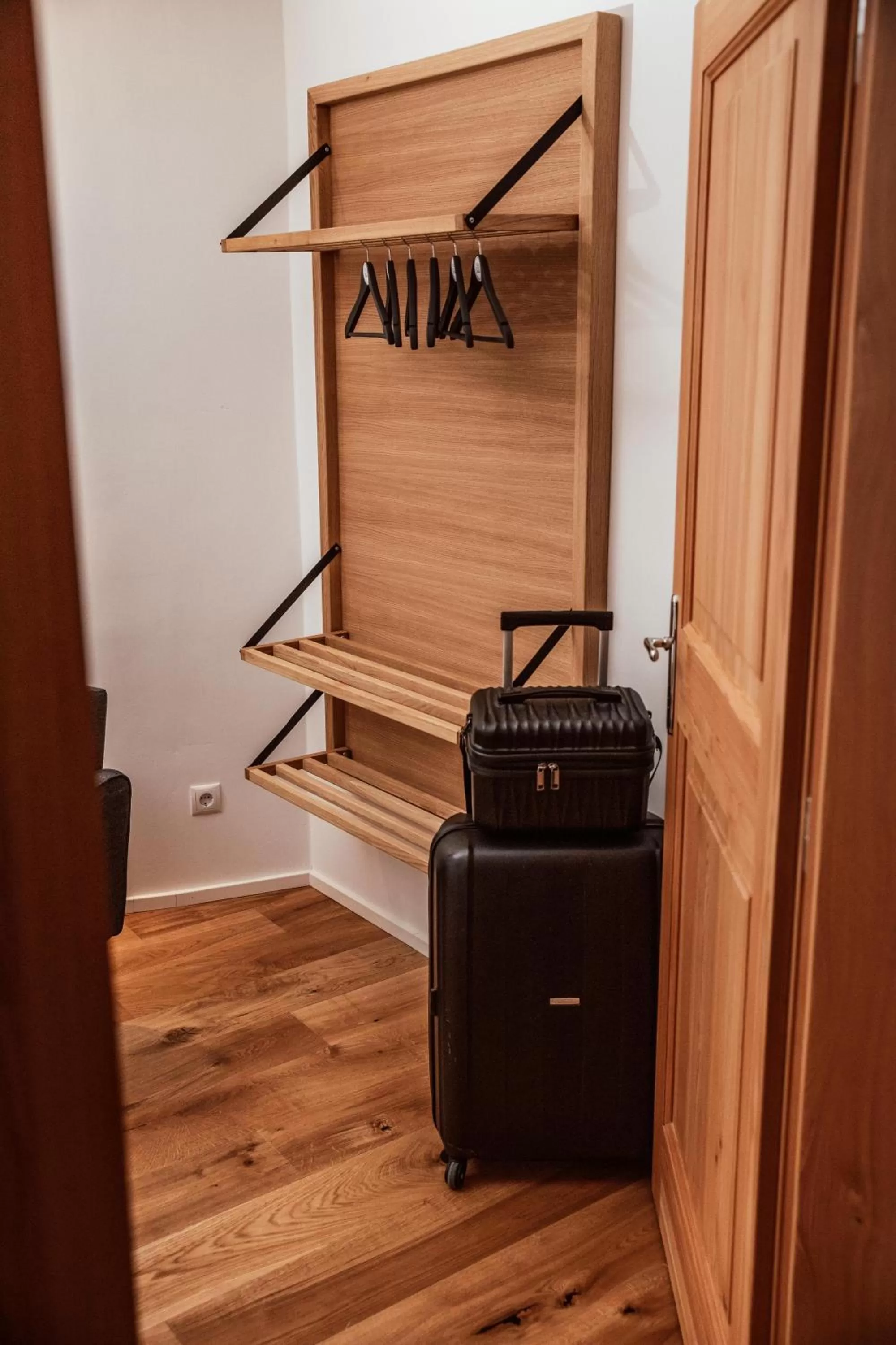 Photo of the whole room in the salt townhouse