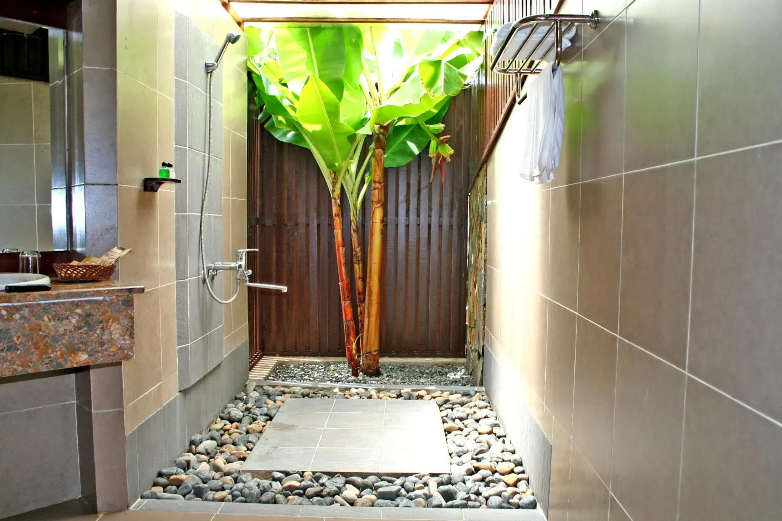 Shower, Bathroom in Romana Resort & Spa