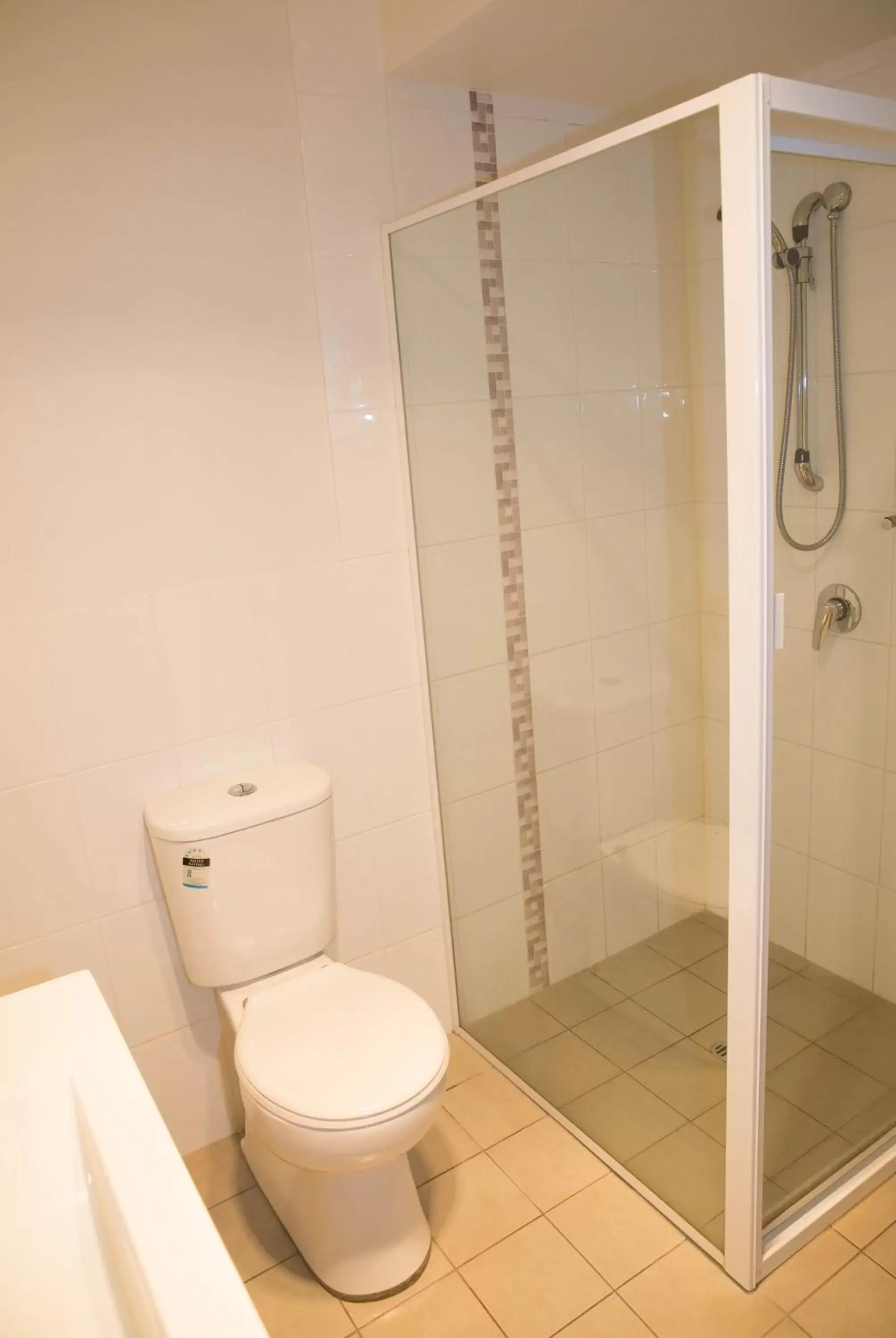 Shower, Bathroom in Scone Motor Inn & Apartments