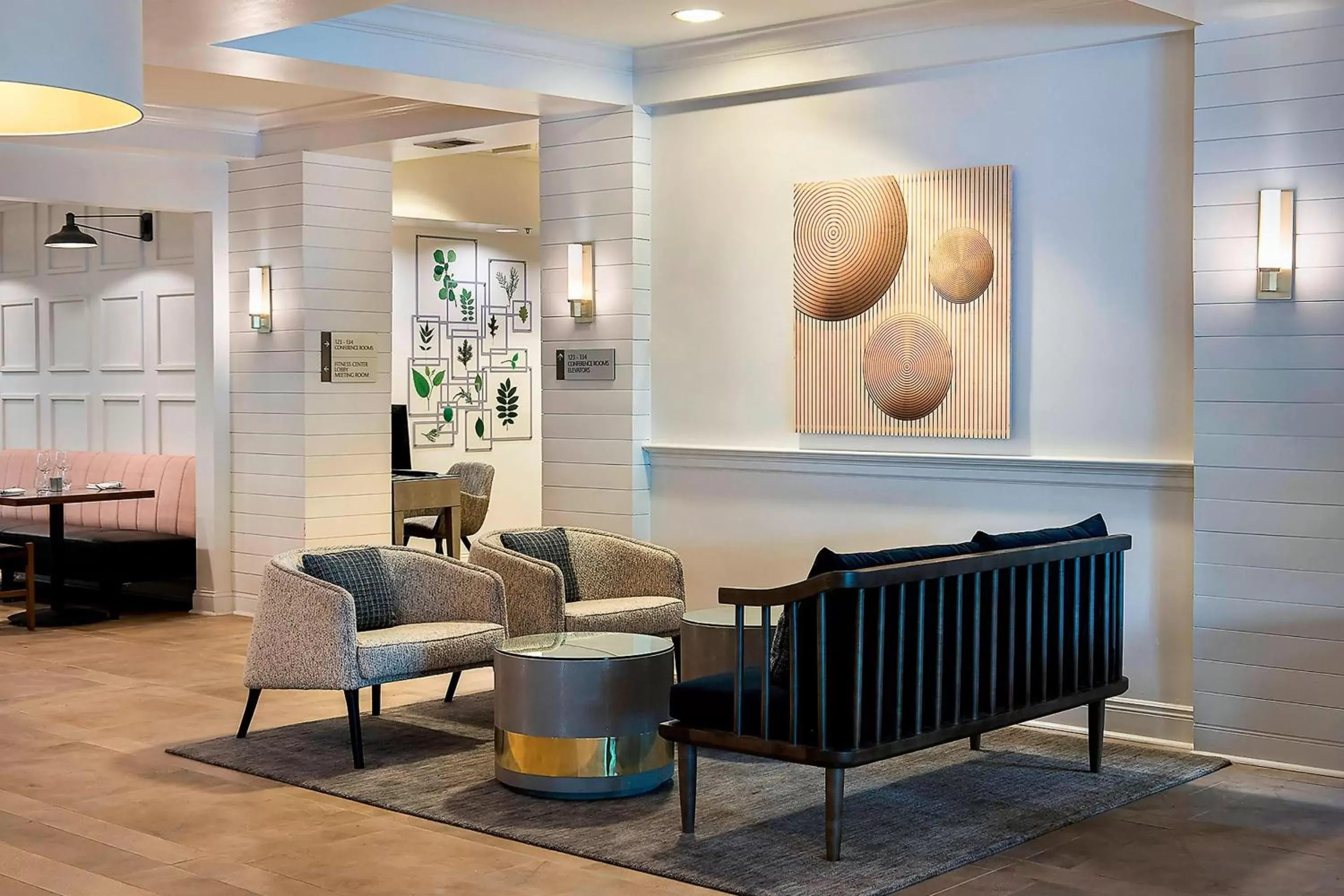 Lobby or reception, Seating Area in Delta Hotels by Marriott Basking Ridge