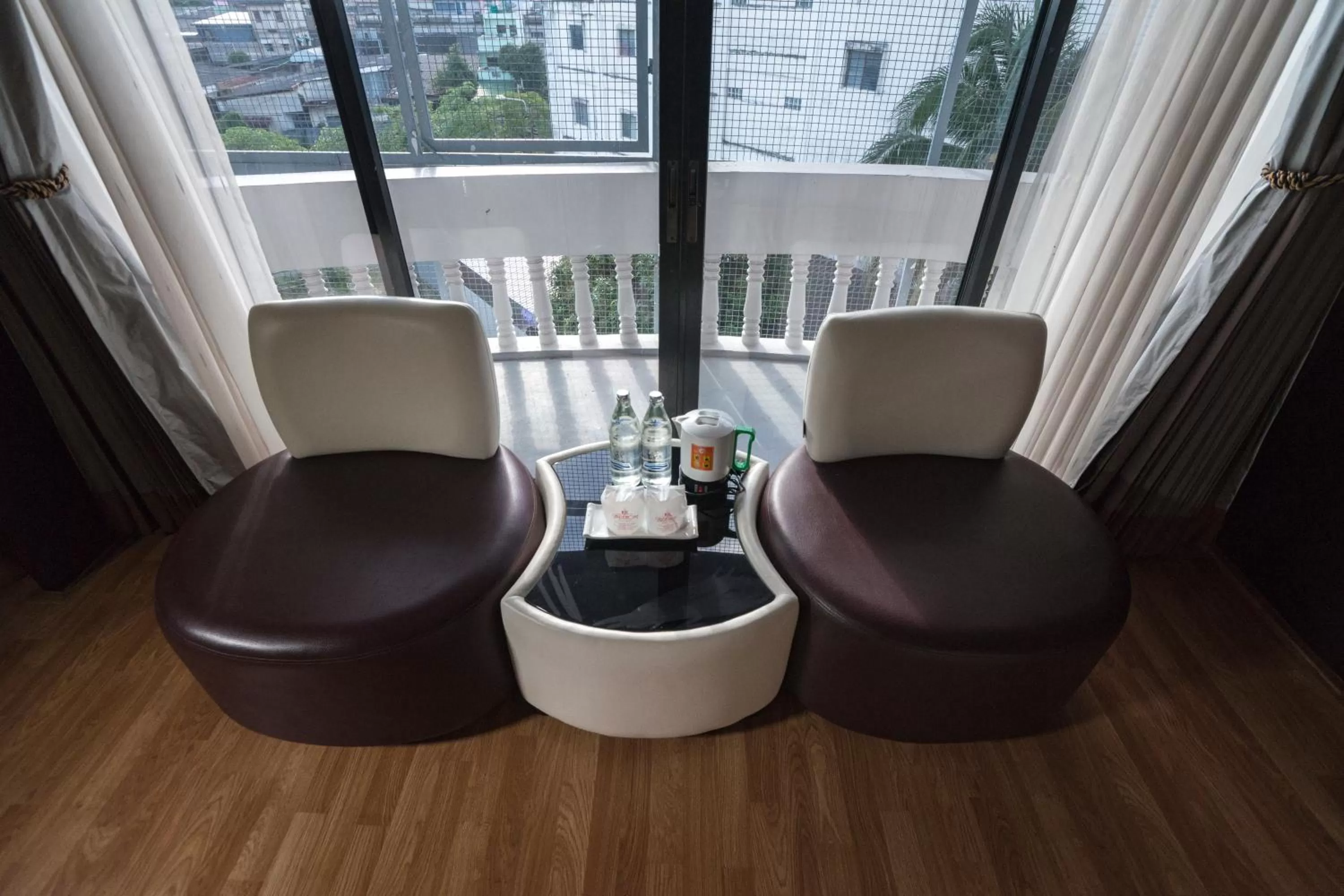 Kiss Gardenhome Chic Hotel