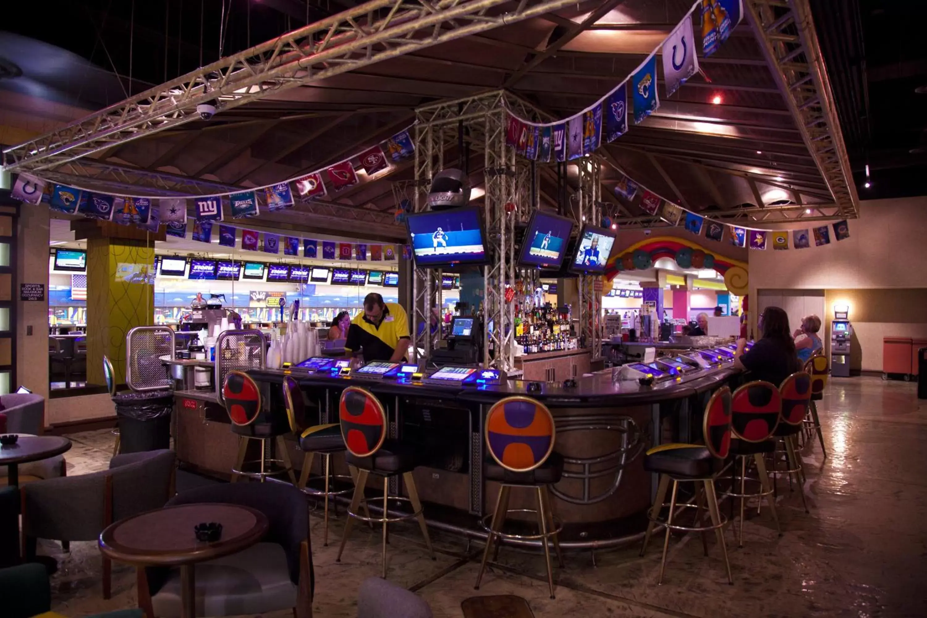 Casino, Lounge/Bar in Don Laughlin's Riverside Resort & Casino