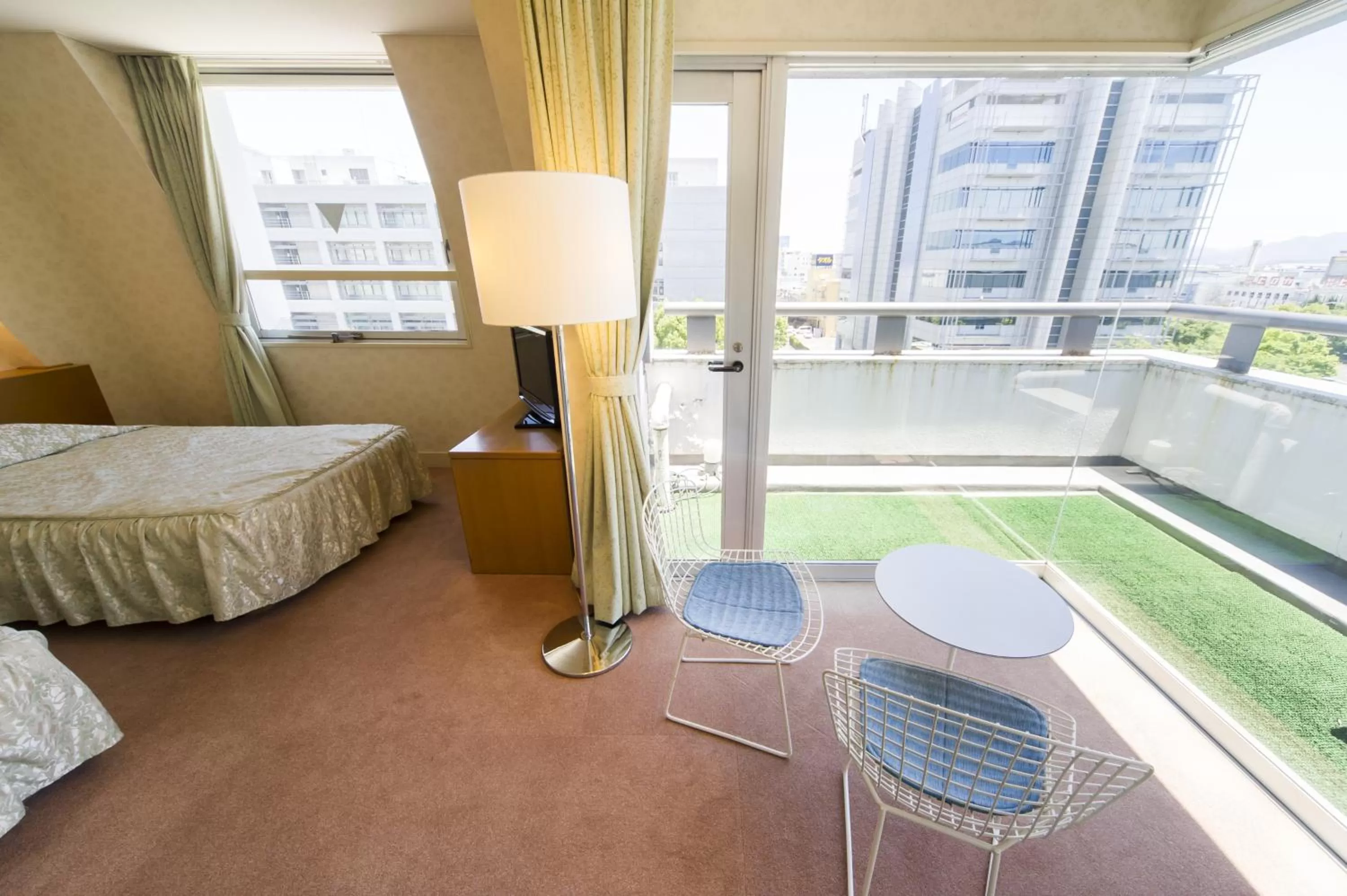Photo of the whole room in Hotel Hiroshima Sunplaza
