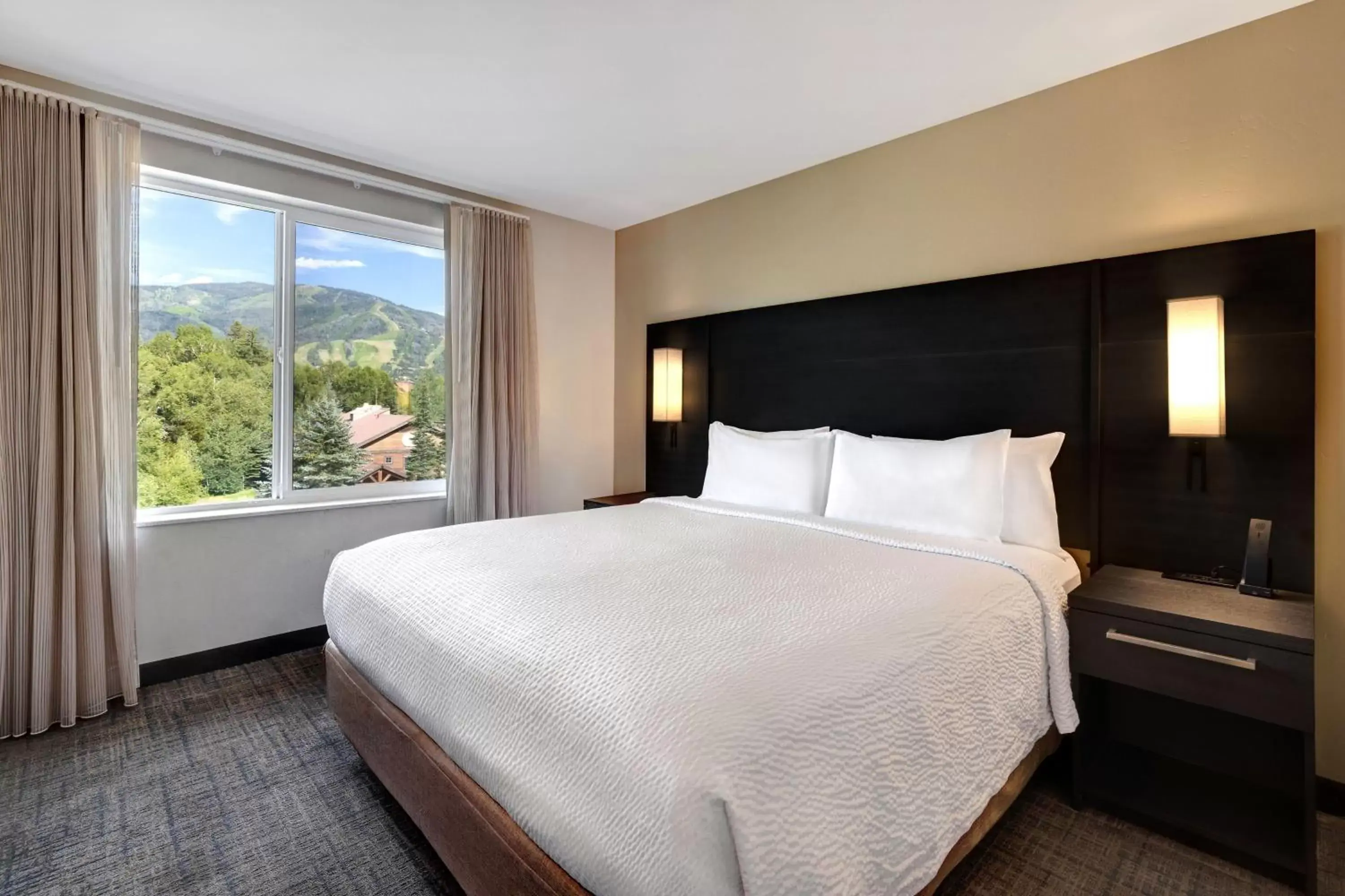 Bedroom, Bed in Residence Inn by Marriott Steamboat Springs